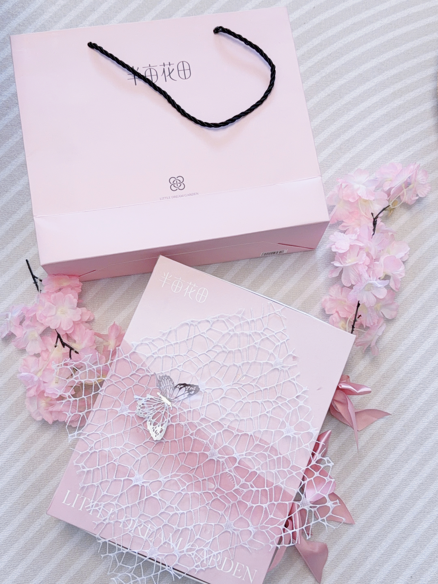 🎁给闺蜜挑的生日礼物，结果自己先留了一套 