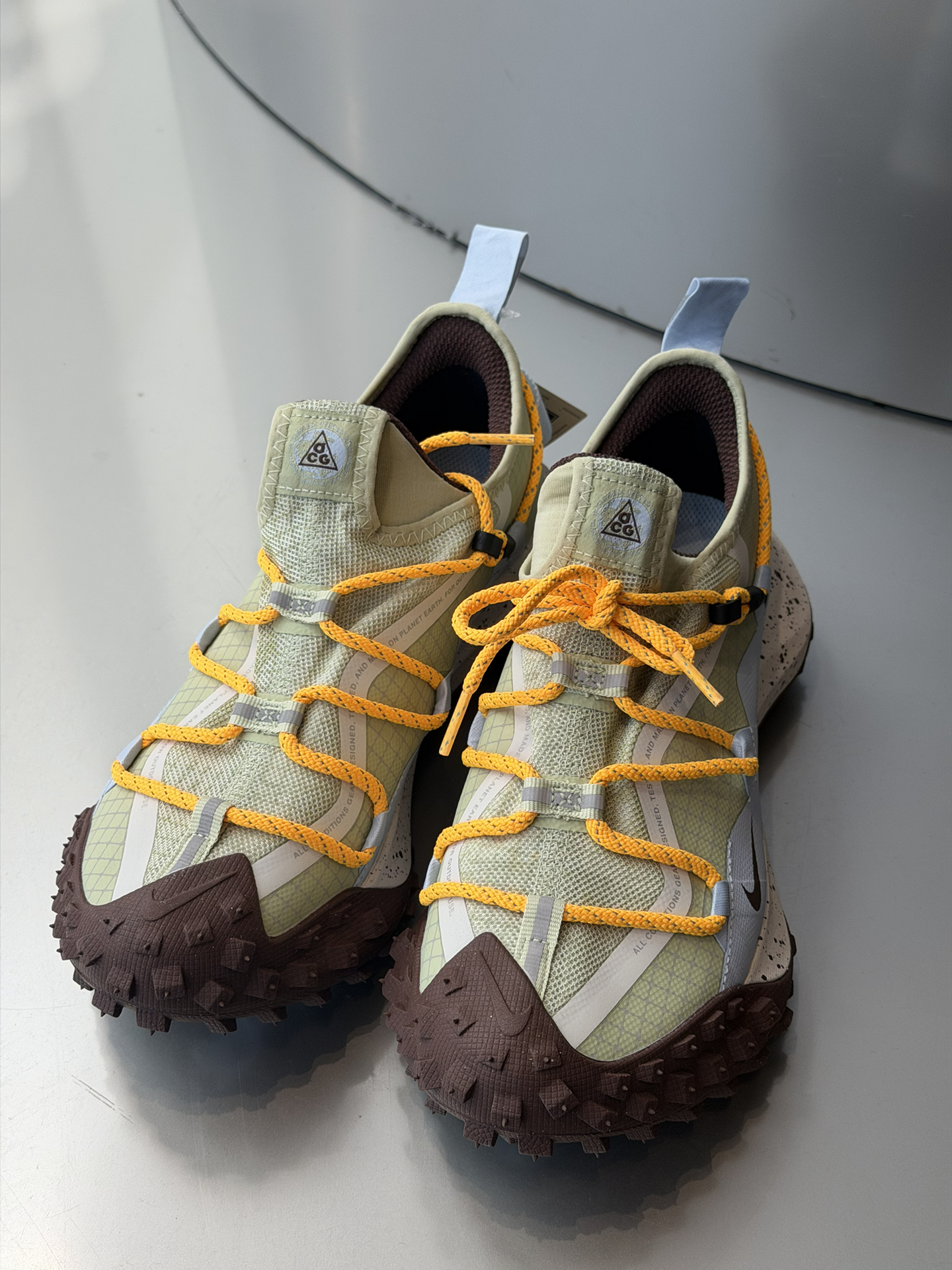 户外人狂喜！Nike ACG这双「山野机能鞋」把自然野趣焊在脚上了🌿