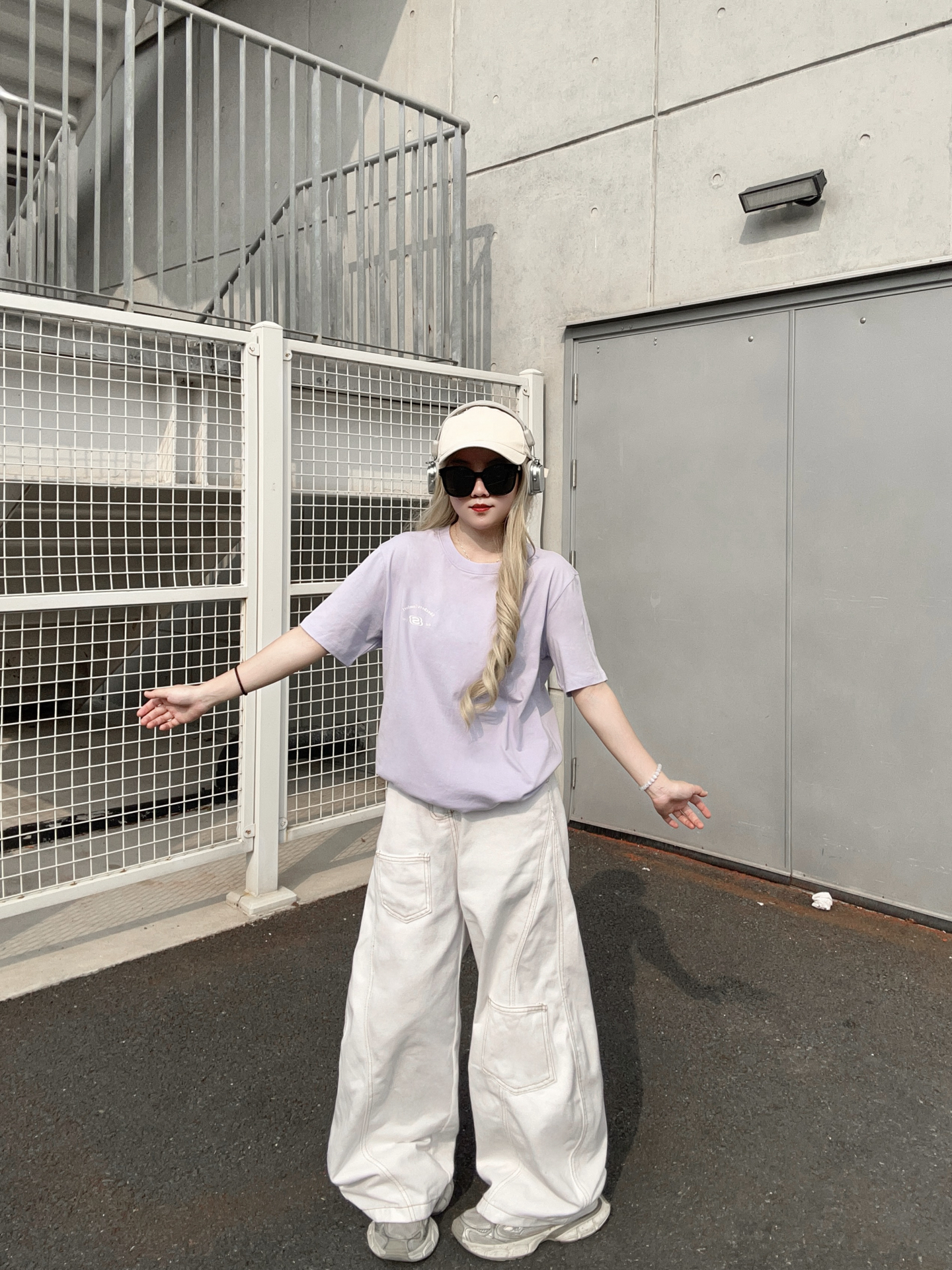 浅紫T恤太懂夏日氛围感💜