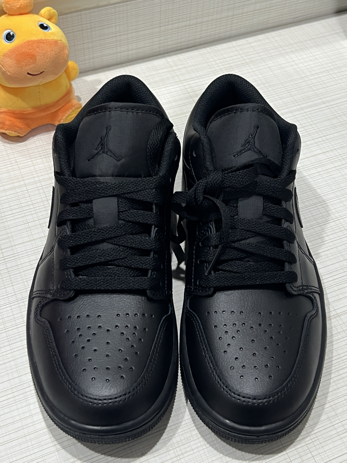 体制内穿搭?Air Jordan 1 Low「黑武士」