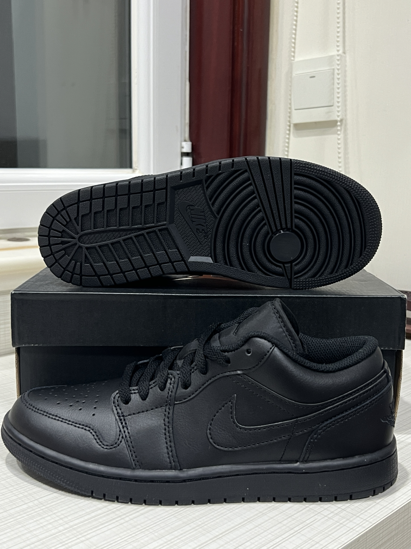 体制内穿搭?Air Jordan 1 Low「黑武士」