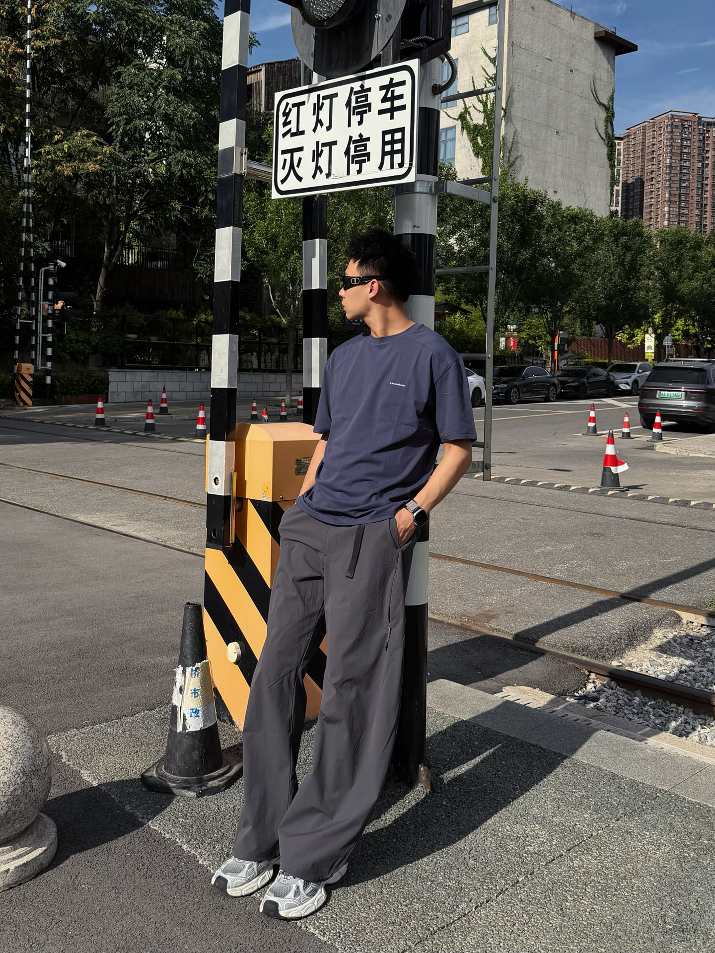 加点阳光滤镜 带点松弛感