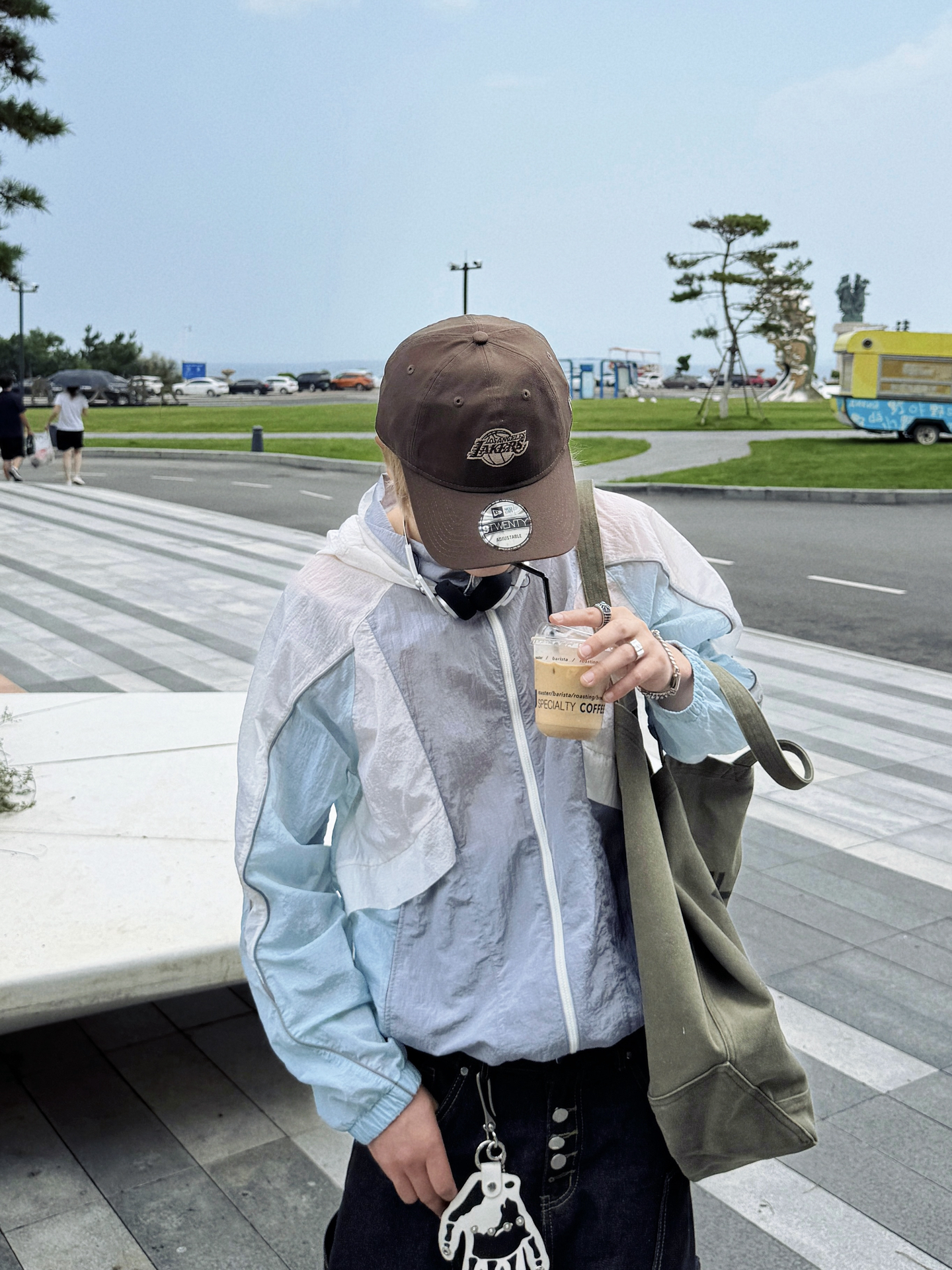 氛围感出街ootd | 于适同款NEW ERA棒球帽 