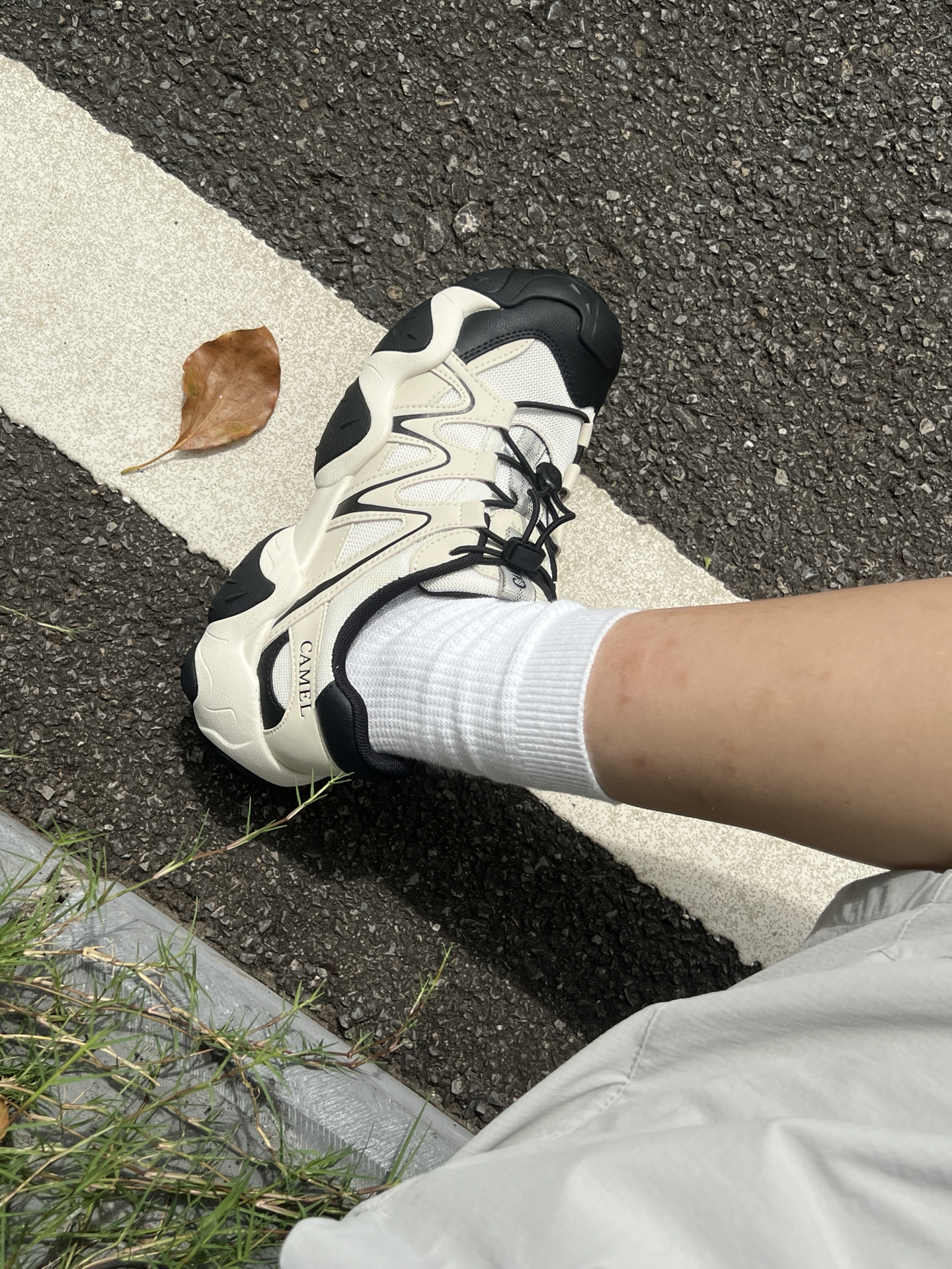 山系穿搭刚需!黑白户外登山鞋太耐看⛰️