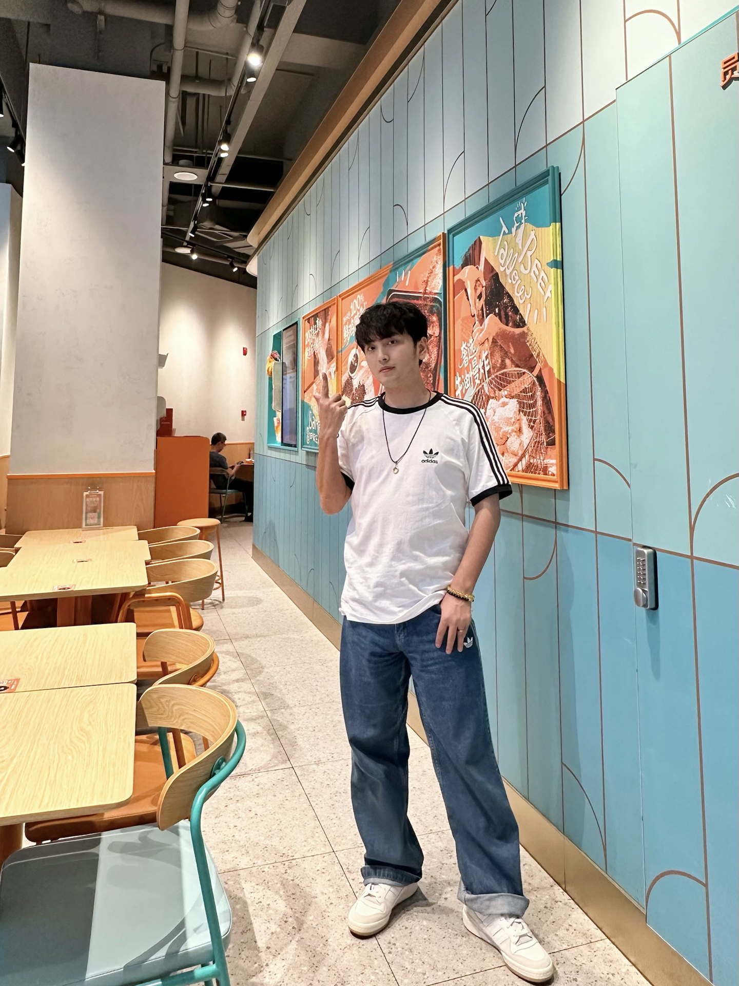 低门槛小帅计划｜夏日的基础穿搭怎么选❓
