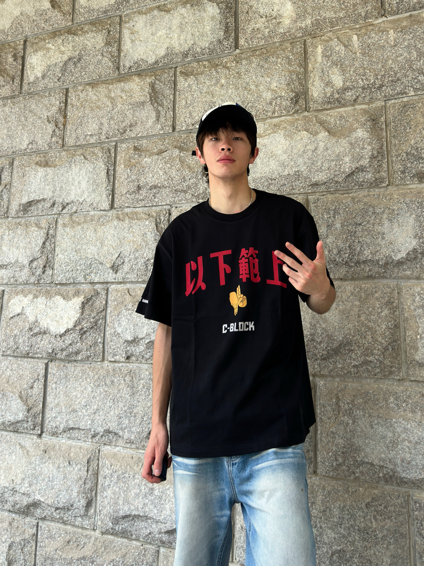 街头风夏日短袖，潮人出街吸睛首选😎