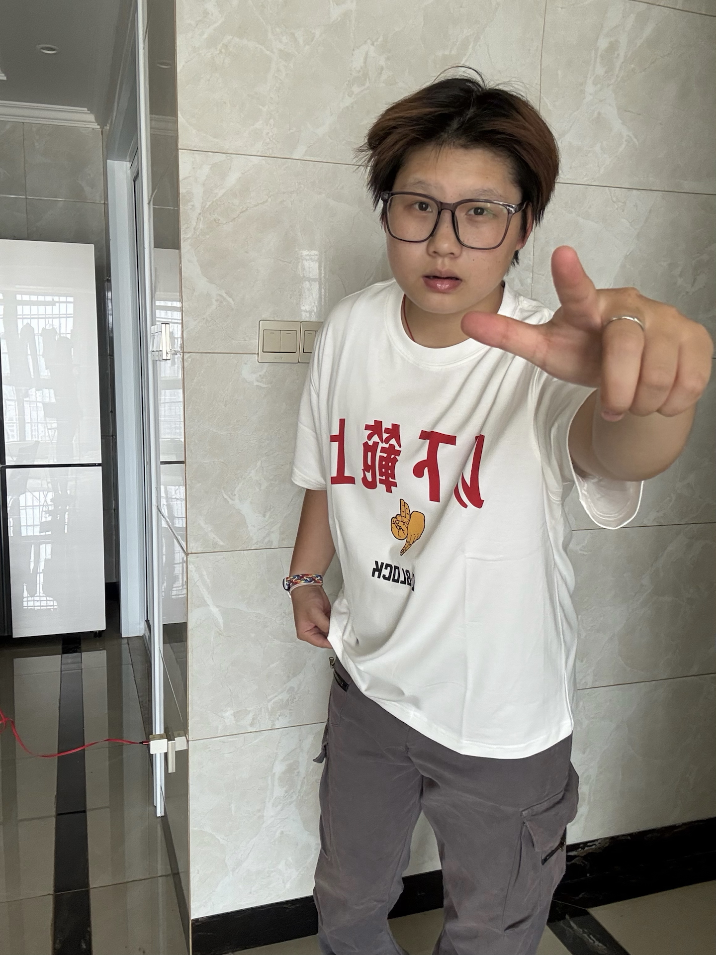 说唱迷本命短袖！宽松潮搭超有态度😎