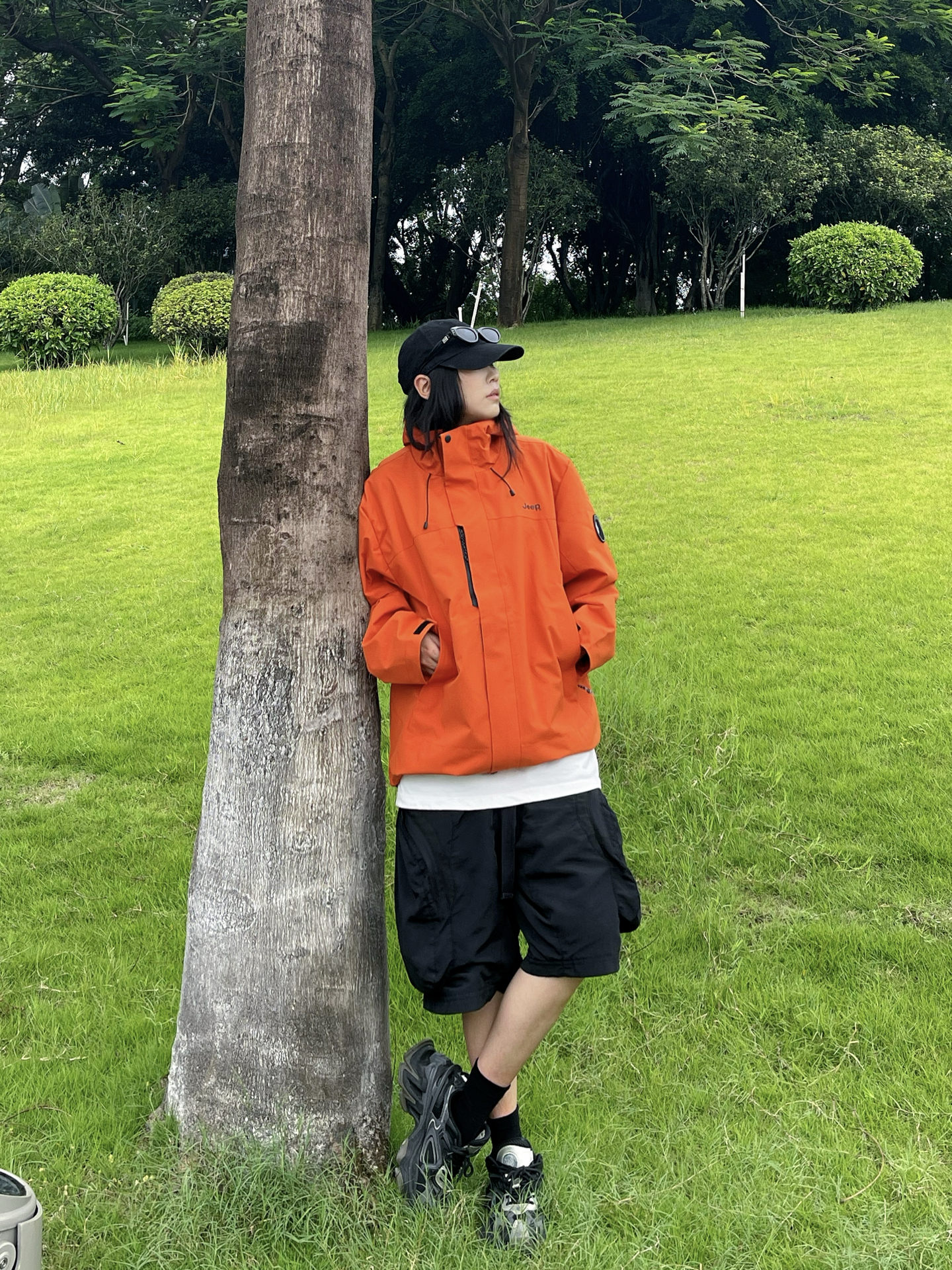 秋游户外穿搭｜亮橙色冲锋衣太出片了