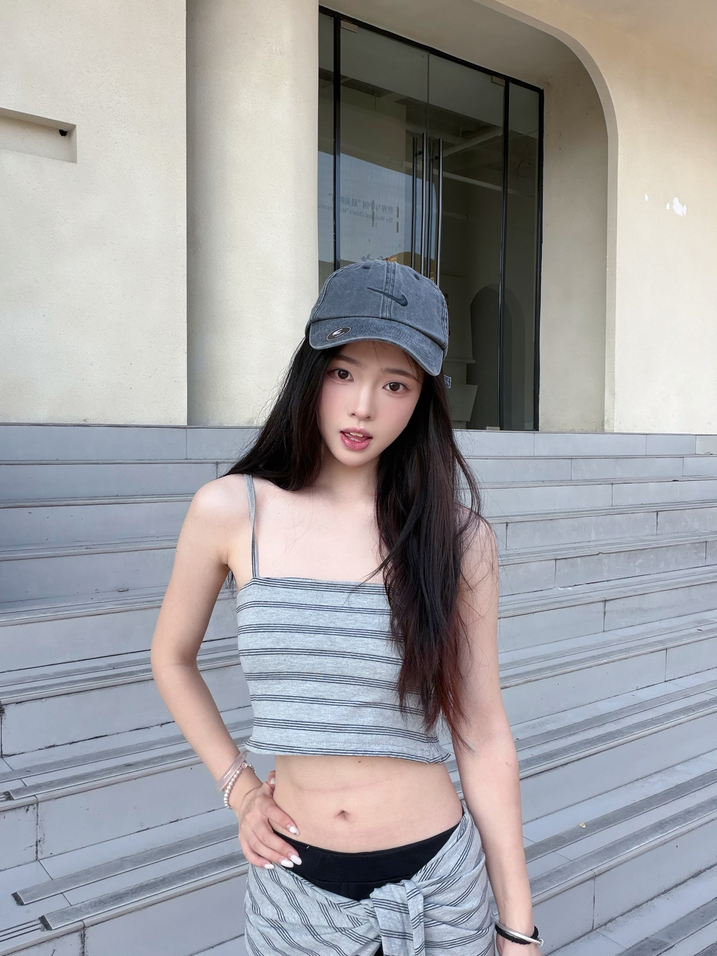 复古感拉满！懒人大头星人本命帽