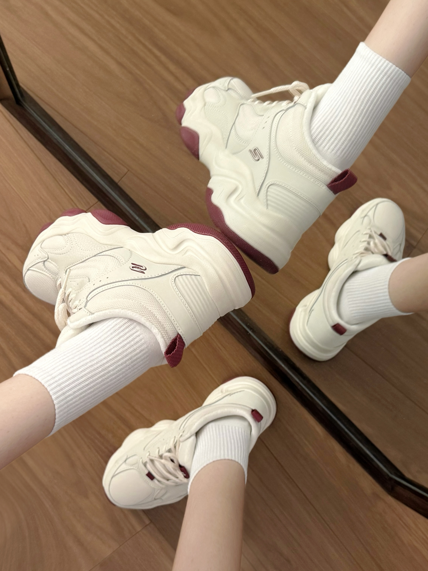 🪔不愧是斯凯奇!奶白莓果棉棉老爹鞋5G入冬