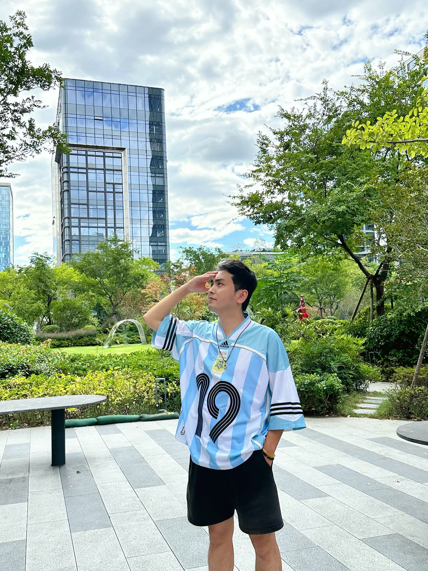 一键解锁秋日穿搭｜初秋的足球复古风☘️