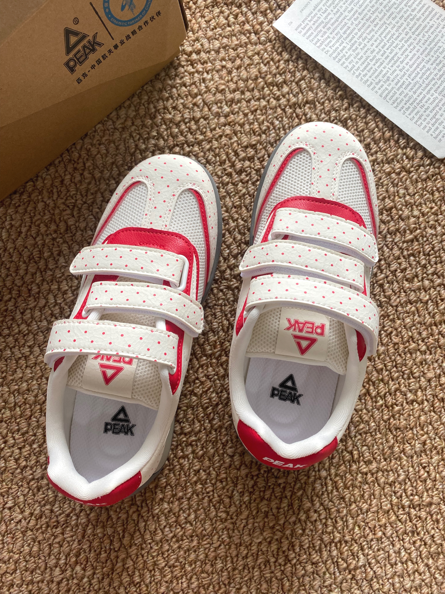 波点魔术贴鞋，早八通勤好搭档👟