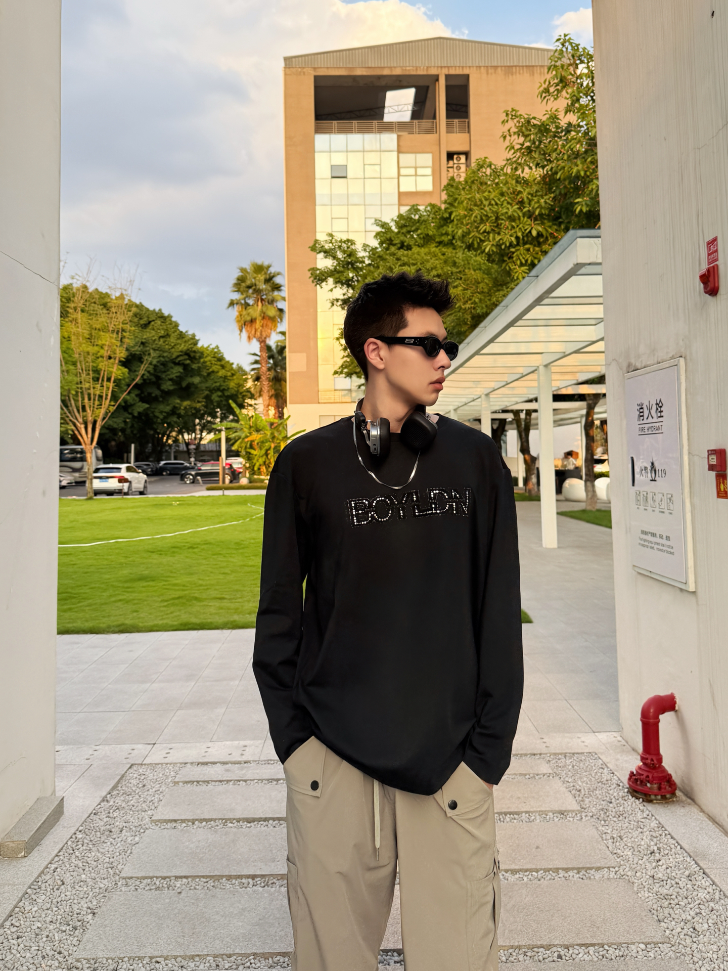 曜钻氛围感✨Boy London烫钻长袖T恤