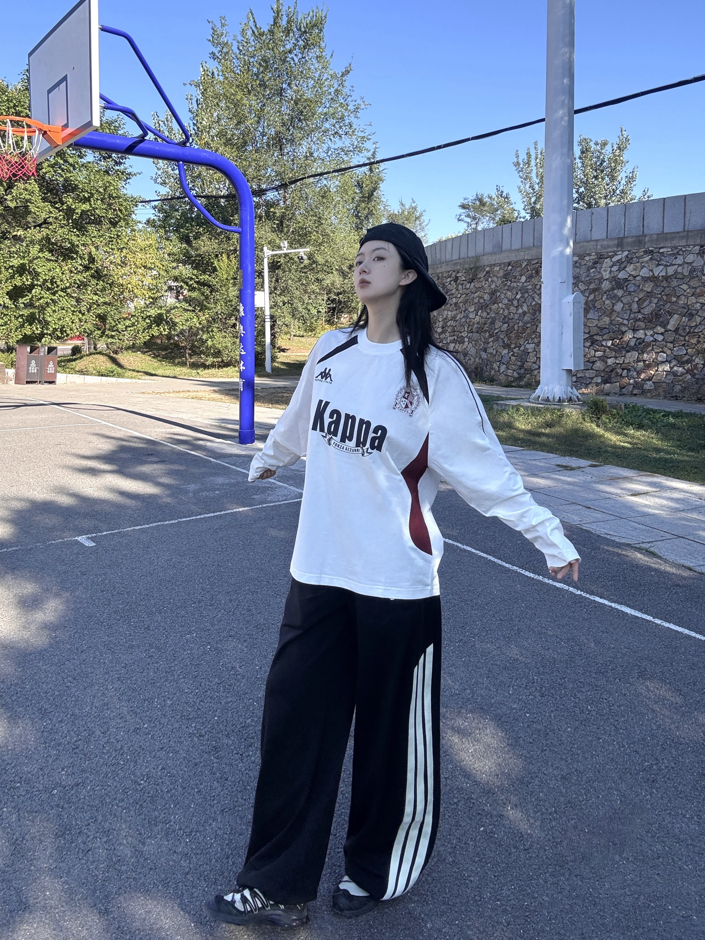 入秋复古运动风上衣,搭情侣款超合适