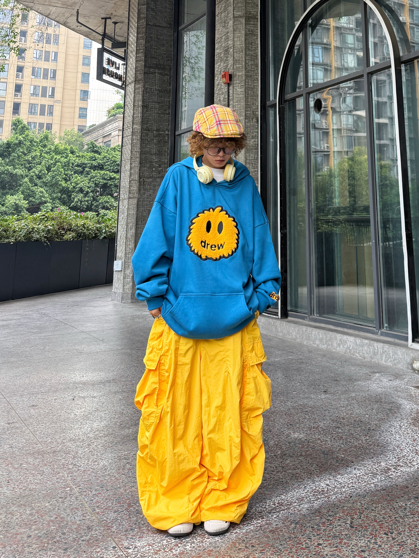 撞色还得看蓝黄💙💛drew卫衣先打个样!