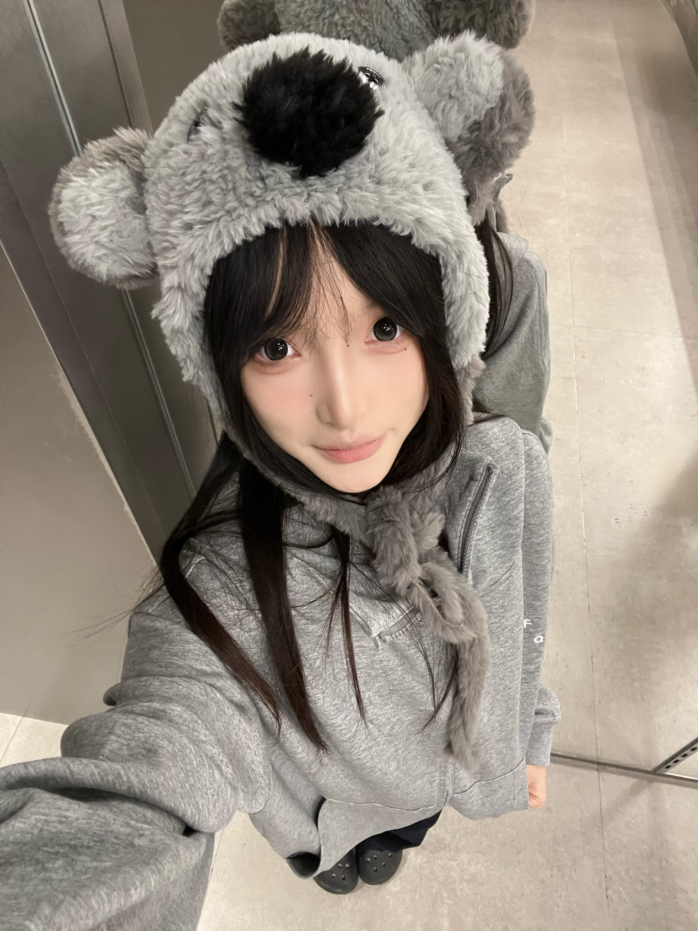 早八人随手一套就很韩的松弛穿搭