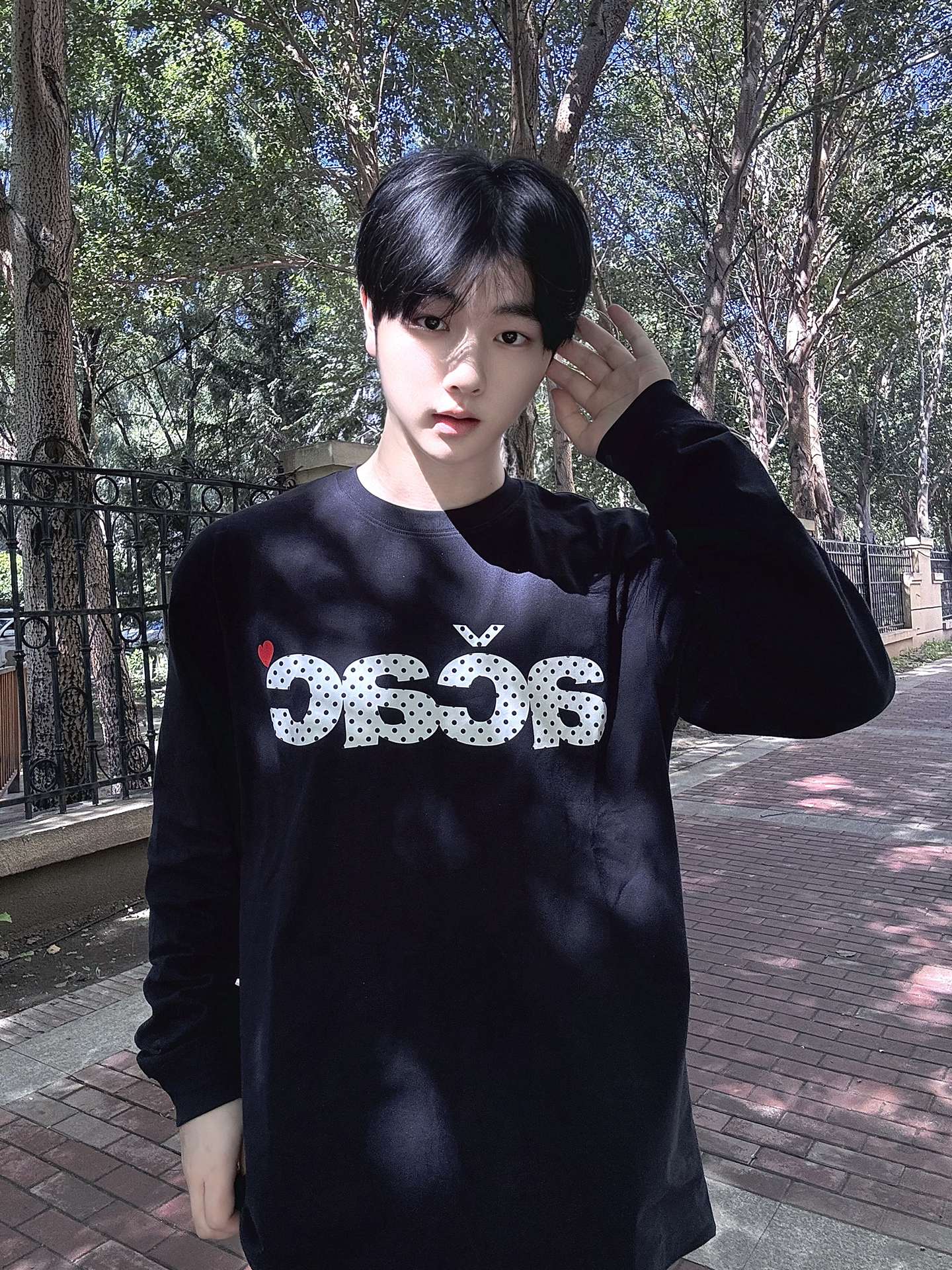 学生党初秋刚需！这件松弛长袖太好穿啦👕