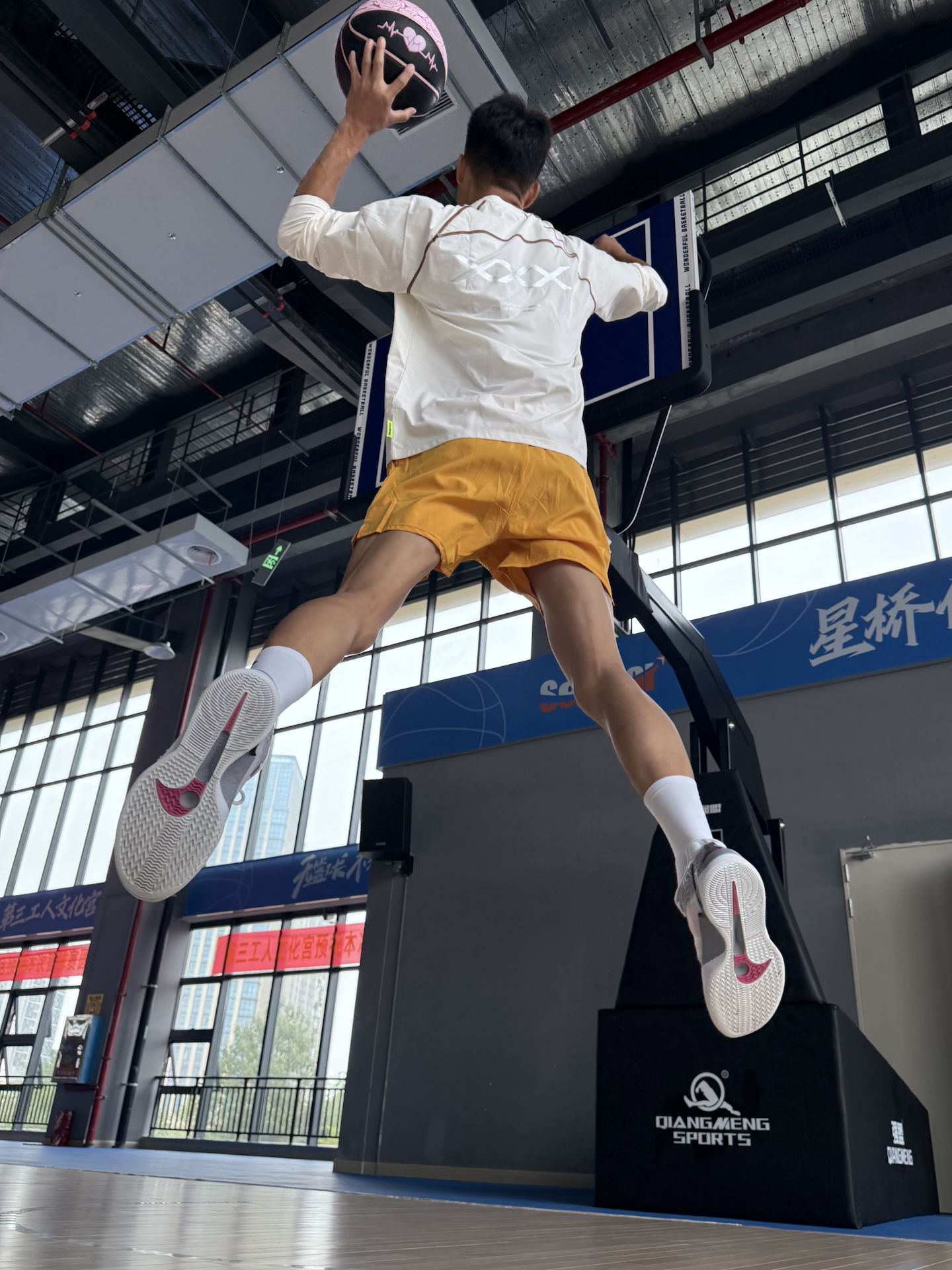 中国人能飞🏀 中国人能飞‼️