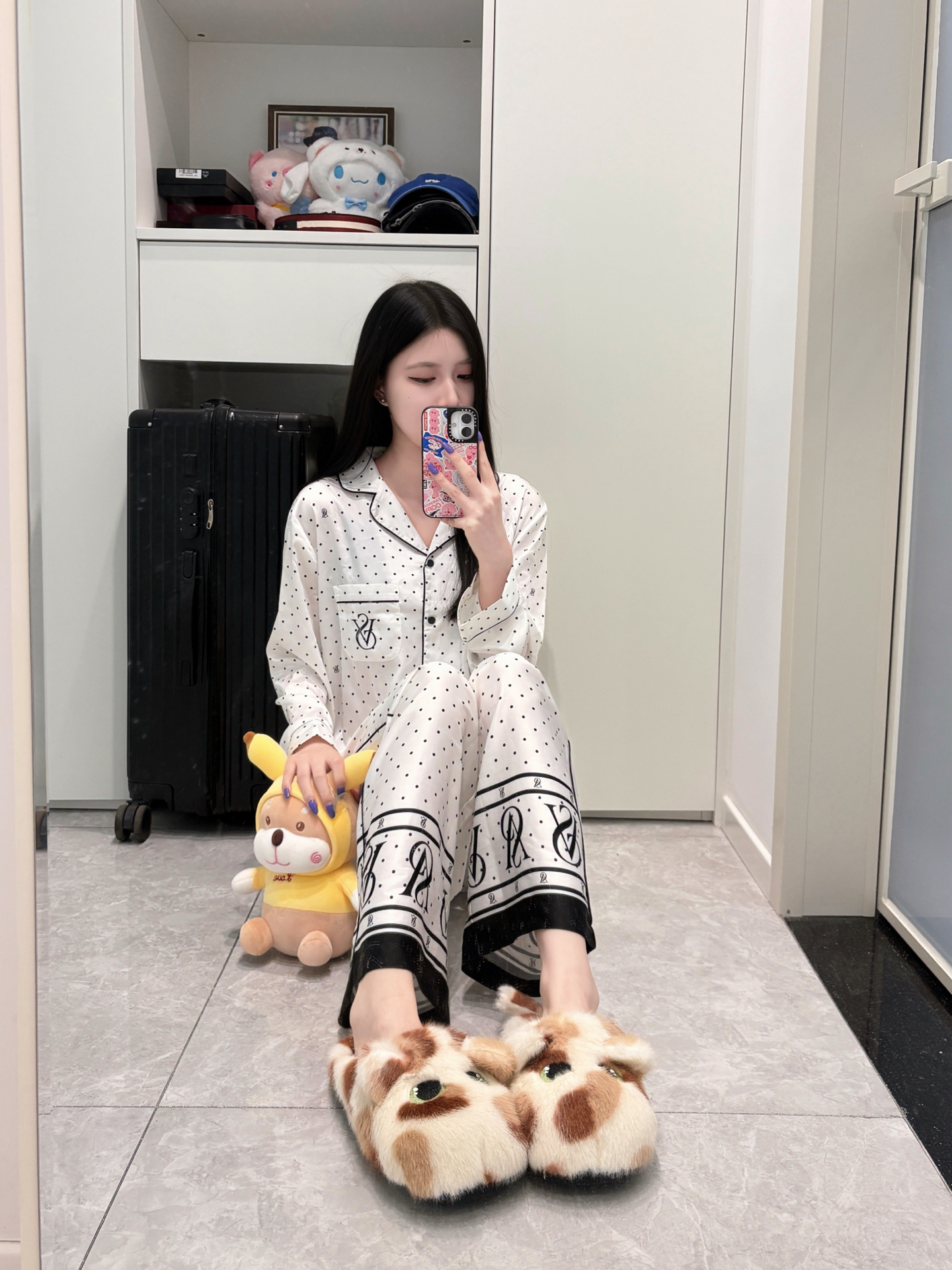 🐱糟糕!露出猫脚了ฅ^•ﻌ•^ฅ