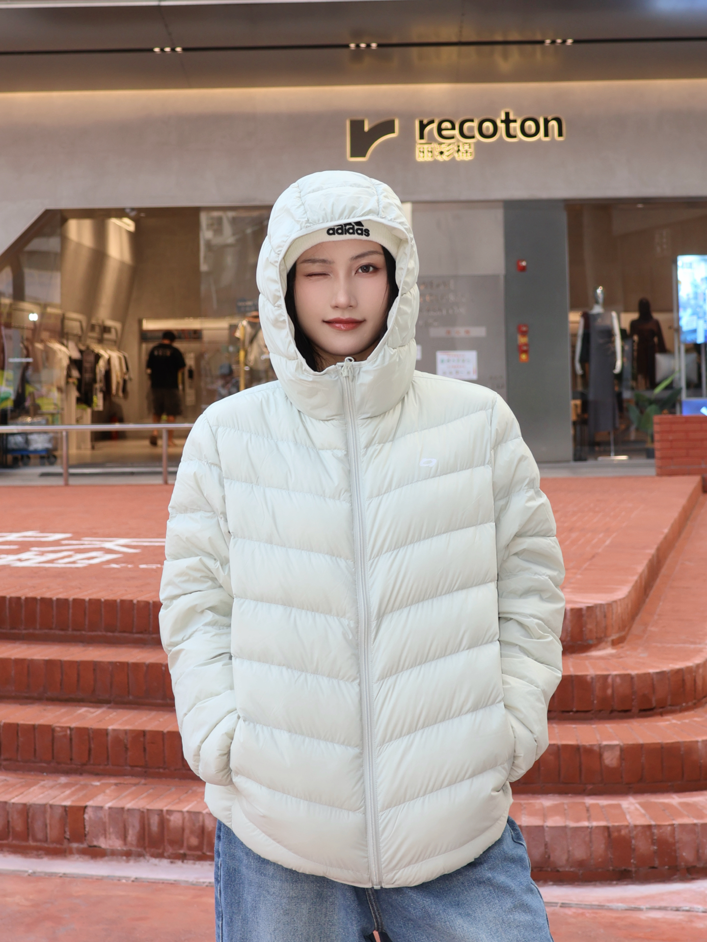 轻量连帽羽绒服|秋冬刚需的松弛感保暖外套✨