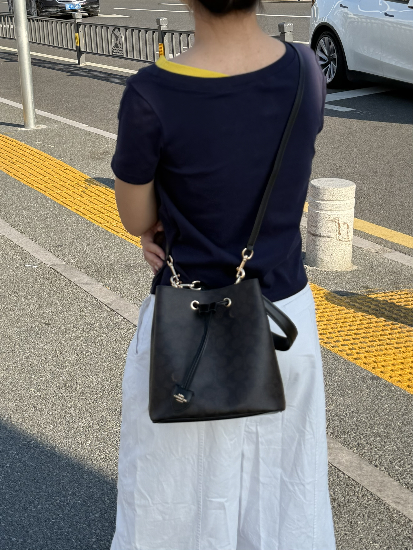 谁说咖色显老?这只Coach Rowan 21我越背越爱