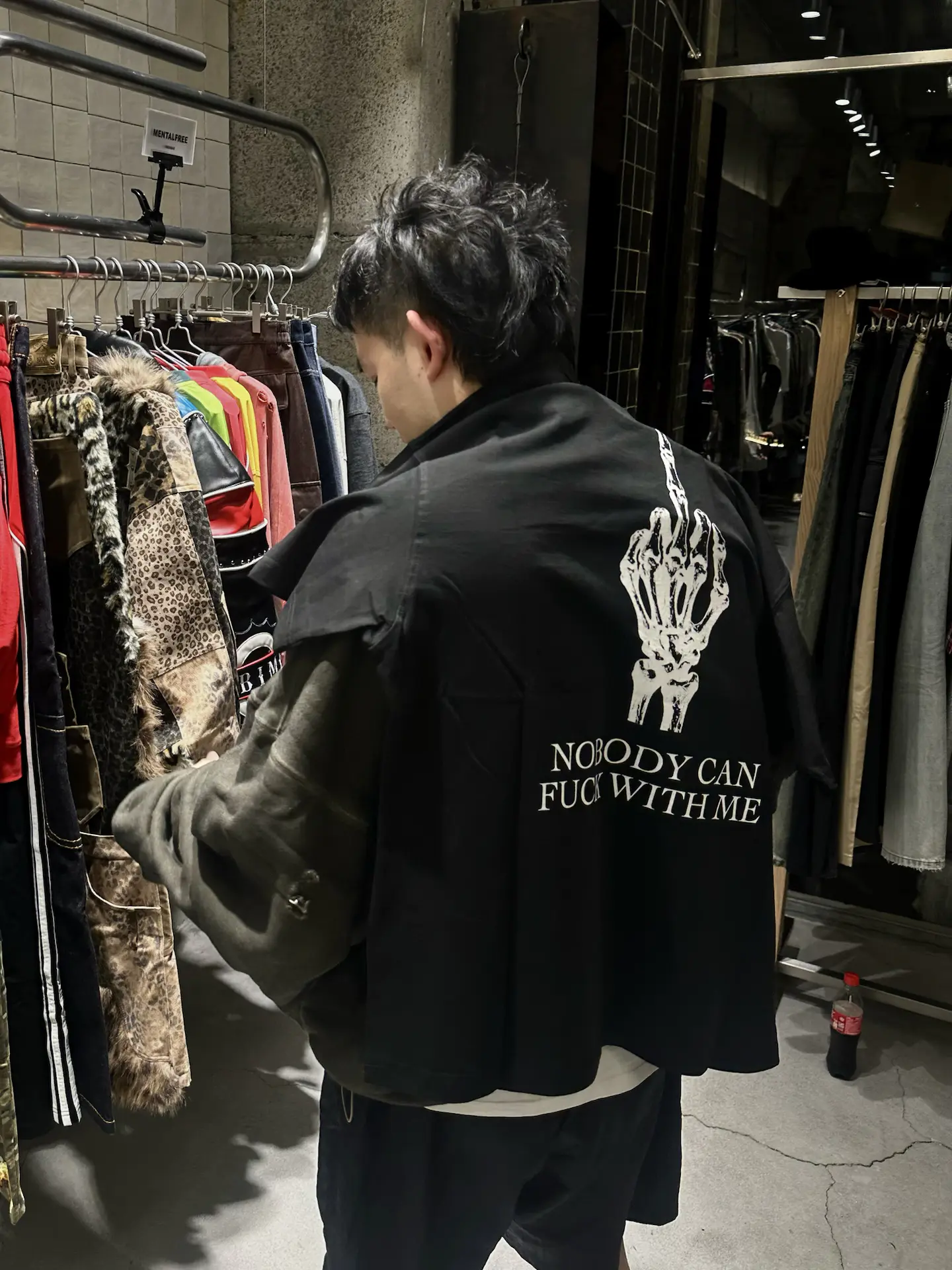 街头穿衣风度这一块,我和Psy.P都选THUGCLUB