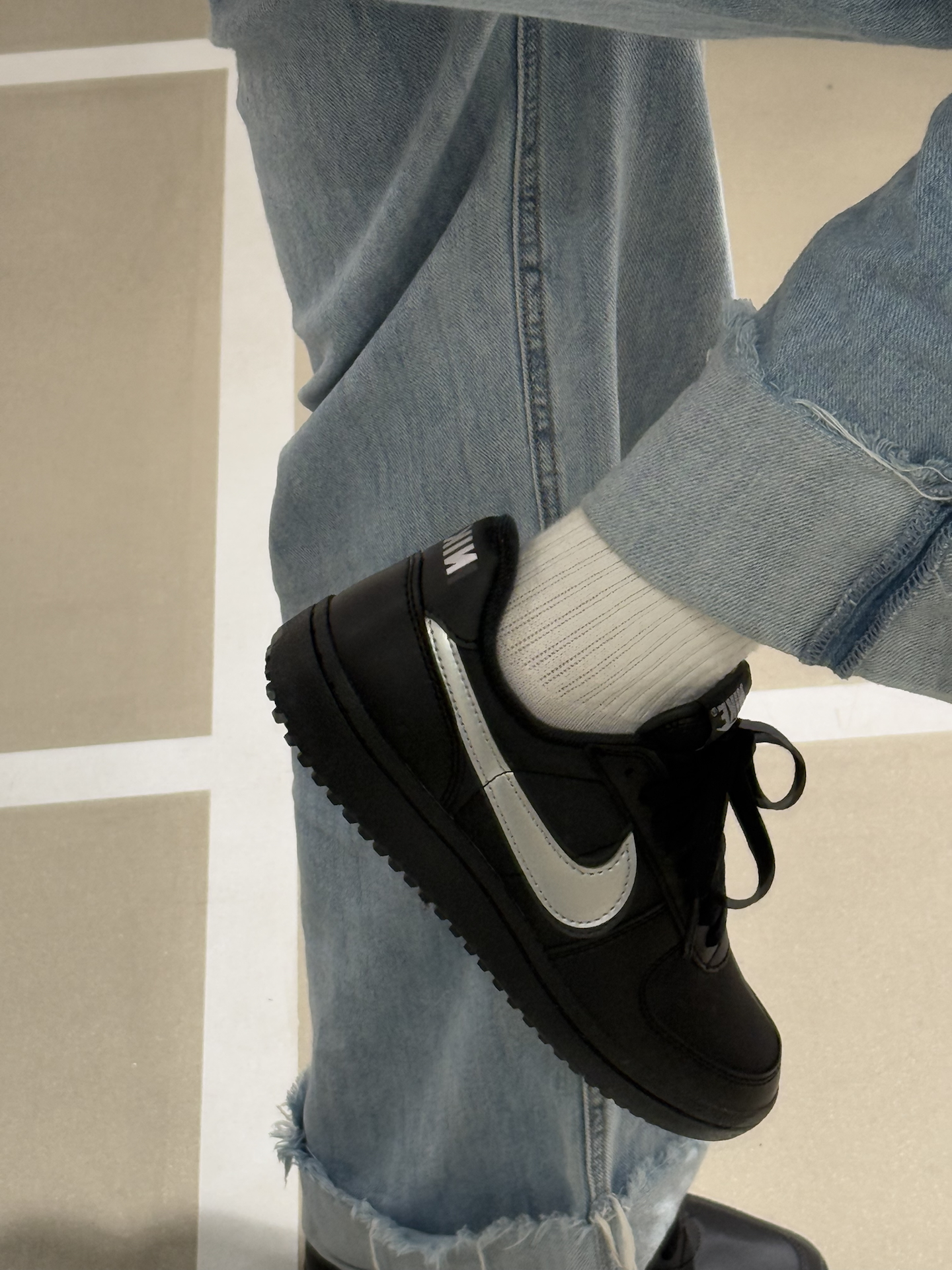 Nike Field 耐克德训薄底鞋!!
