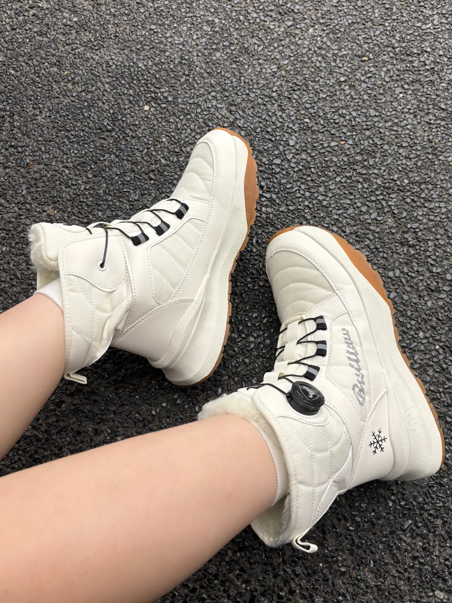 ❄️过冬刚需 !东北出行靠这双雪地靴