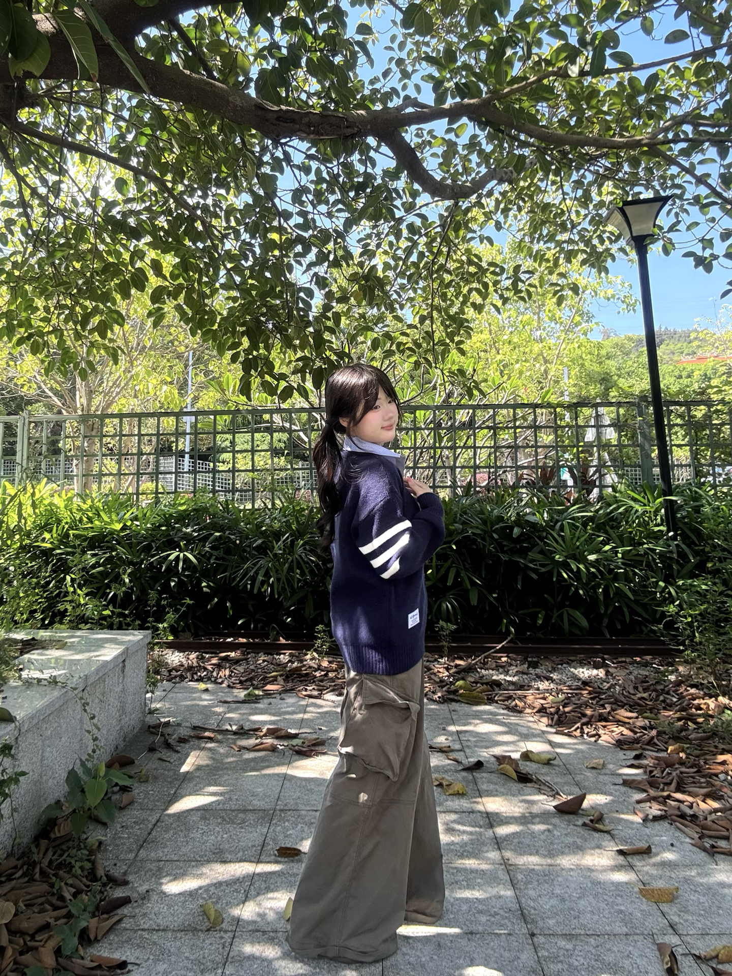 早秋学院感🍂藏青针织开衫好百搭