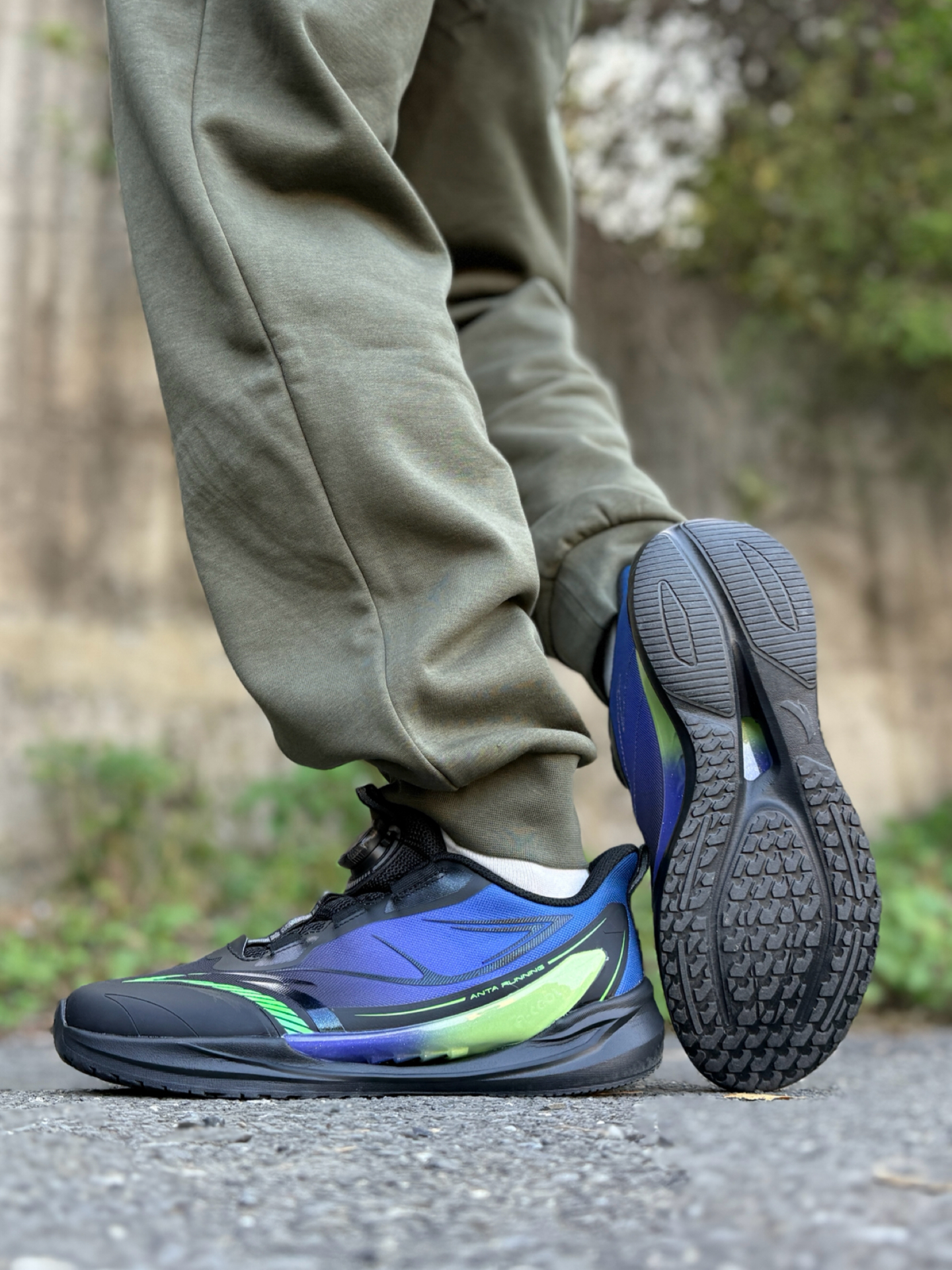这才是小孩哥该穿的跑鞋👟🔥