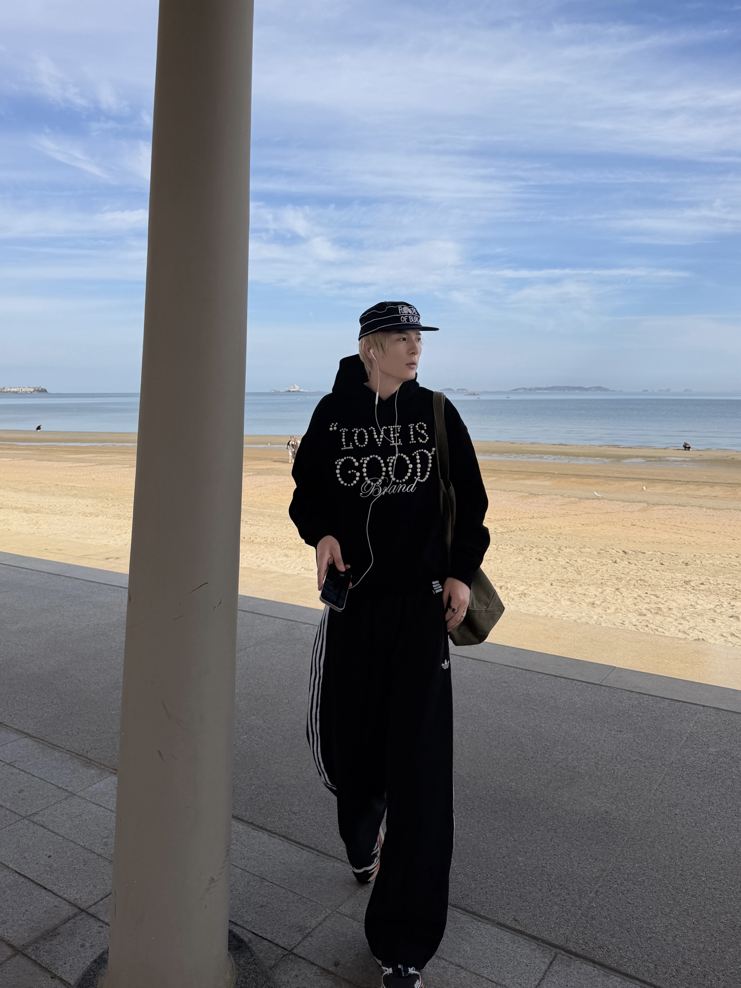 穿出我的风度|海边一套舒服的黑系休闲穿搭🌊