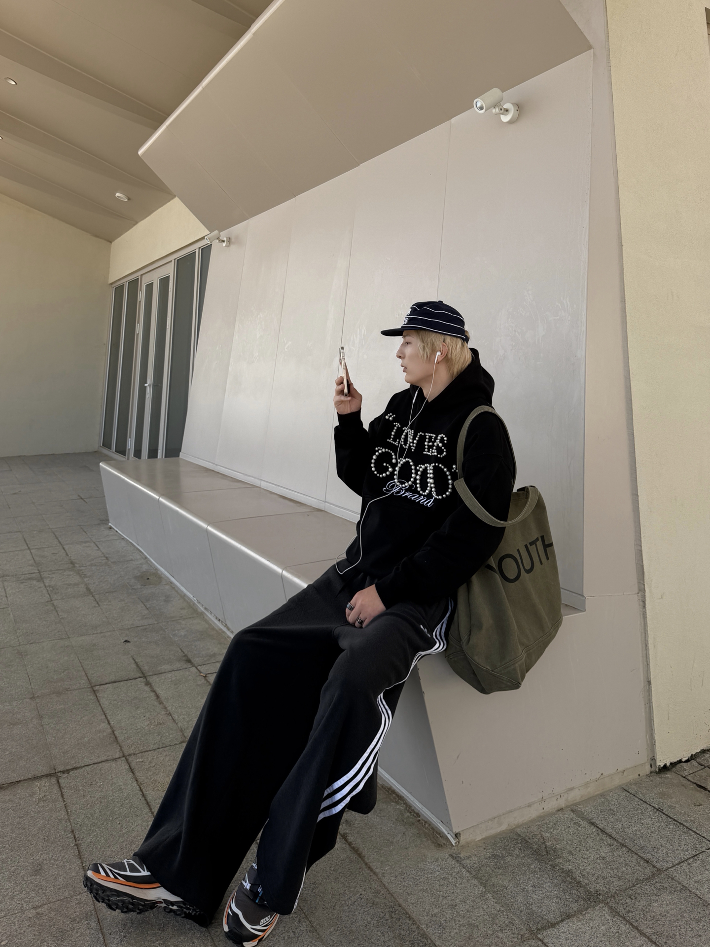 穿出我的风度|海边一套舒服的黑系休闲穿搭🌊