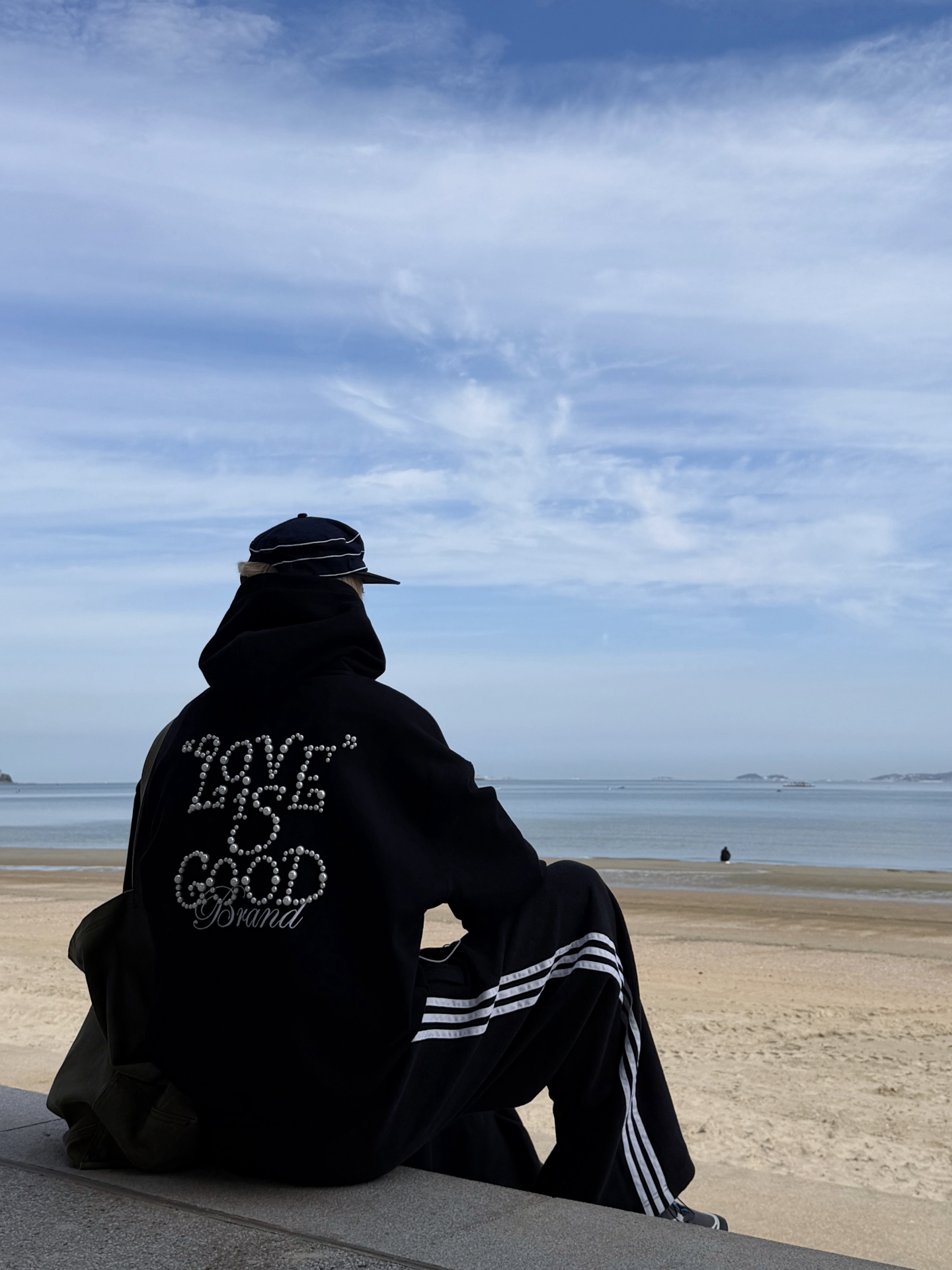 穿出我的风度|海边一套舒服的黑系休闲穿搭🌊