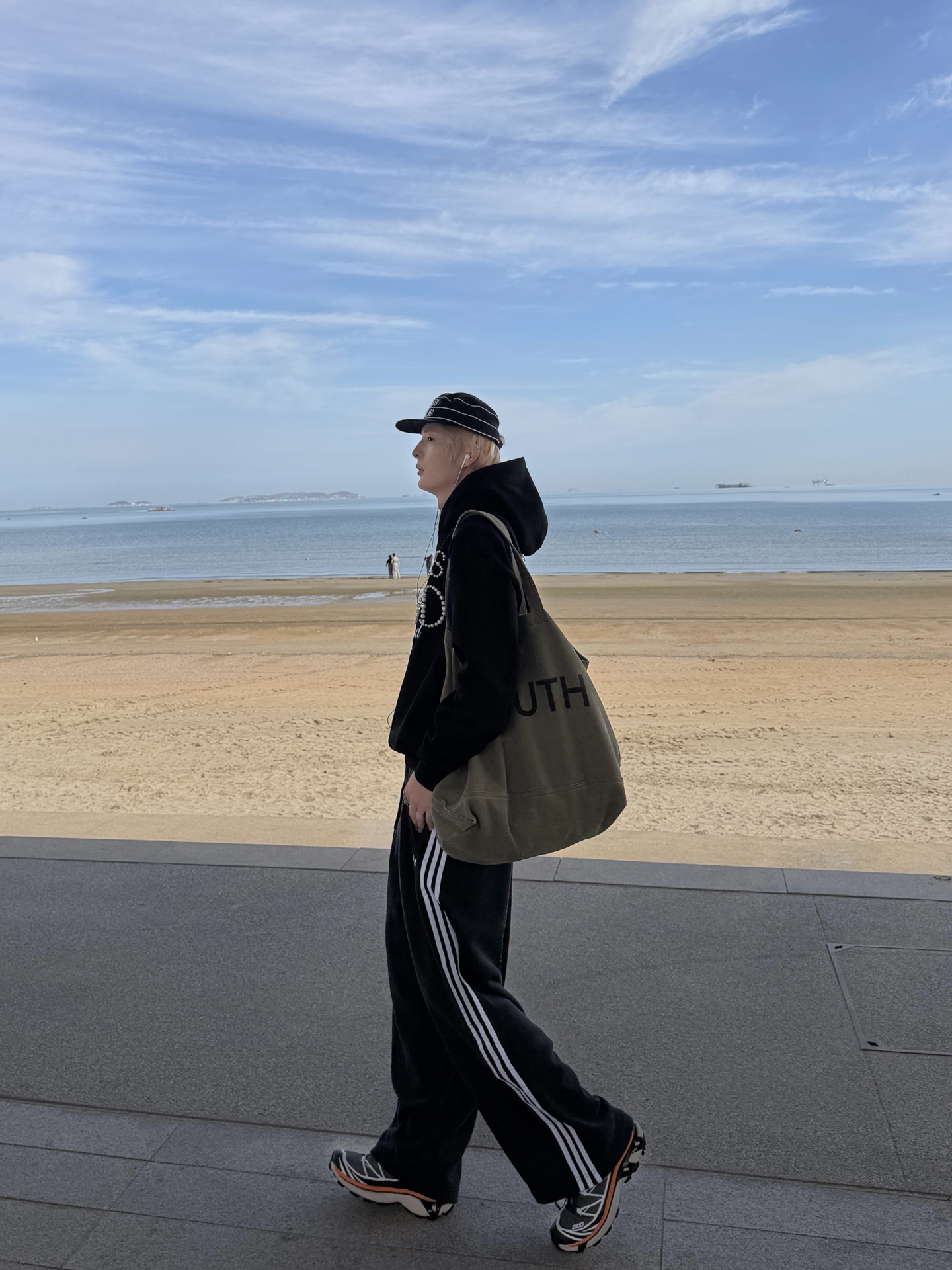 穿出我的风度|海边一套舒服的黑系休闲穿搭🌊
