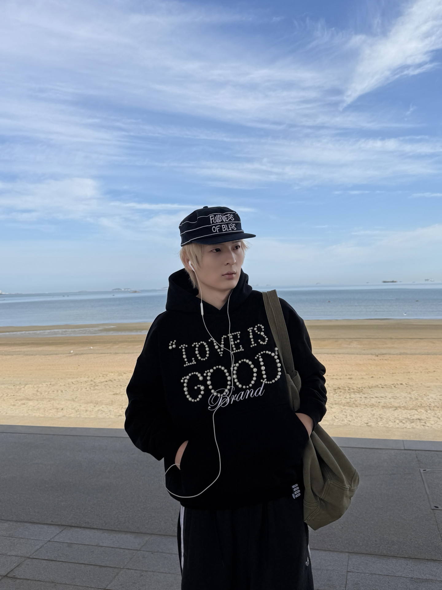 穿出我的风度|海边一套舒服的黑系休闲穿搭🌊