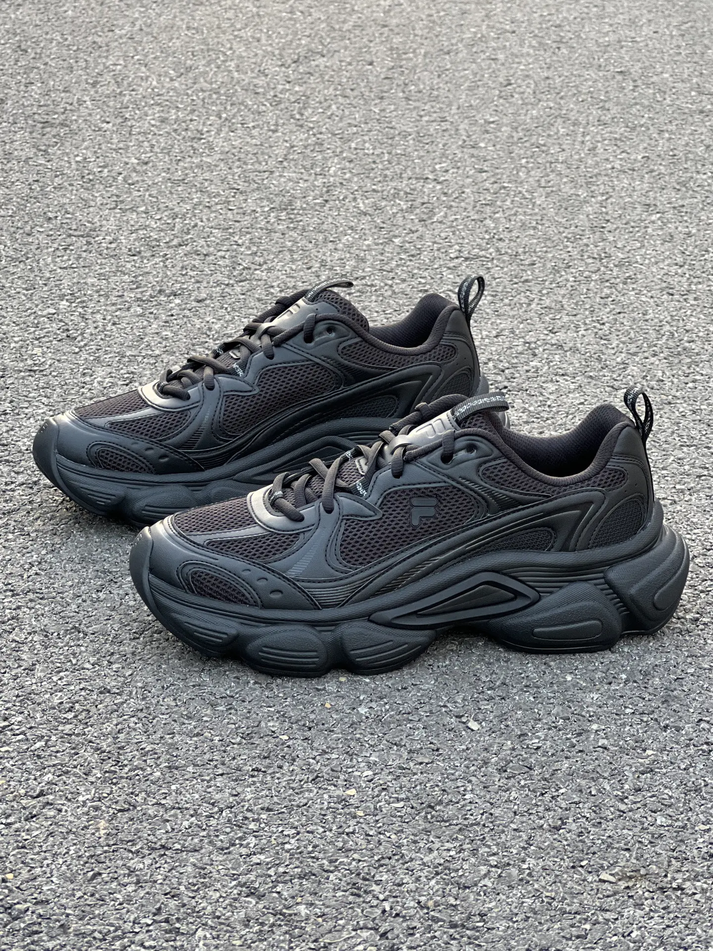 FILA FUSION你小汁这双黑武士银月鞋帅到我心坎上啦❗️