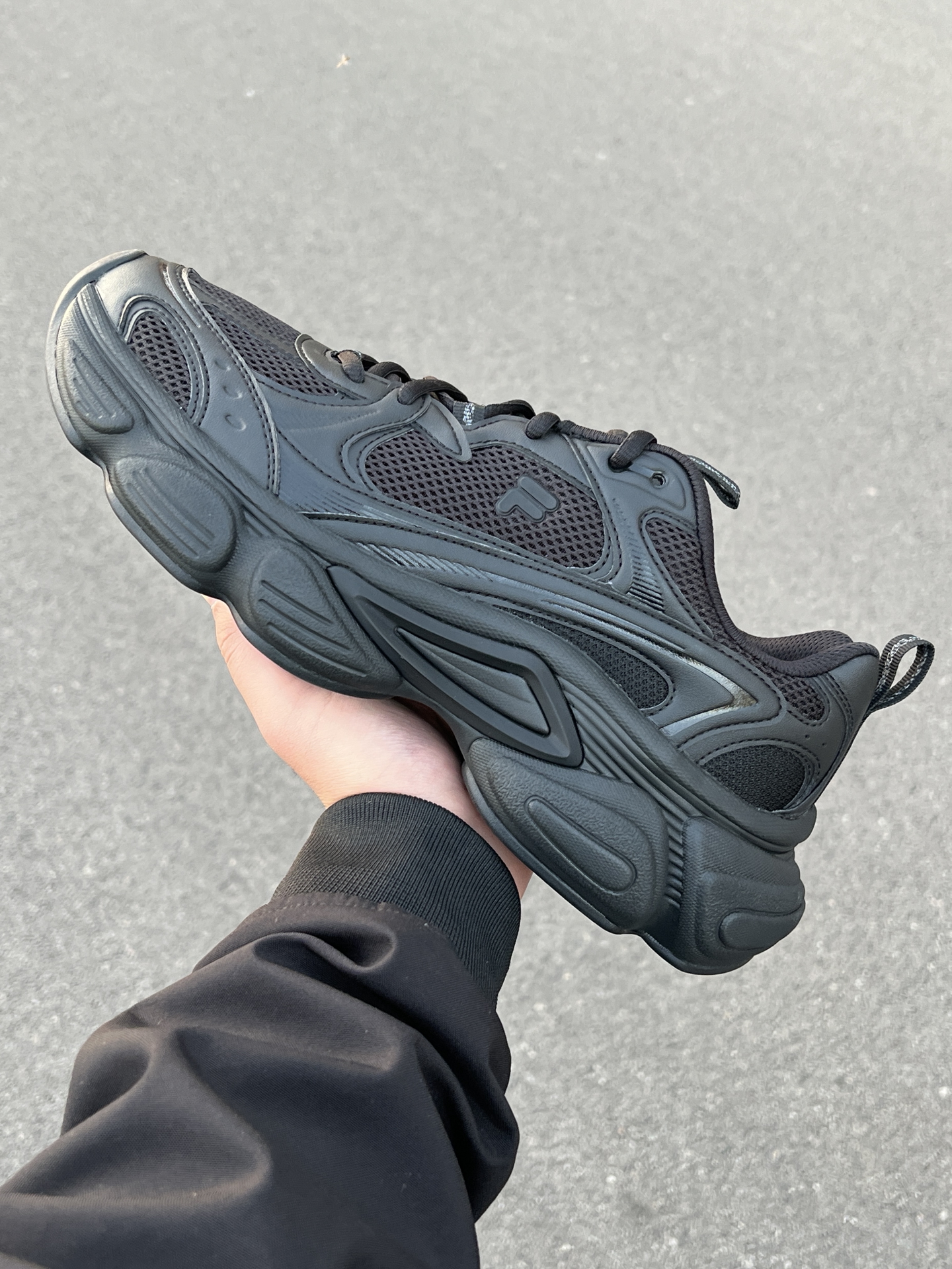 FILA FUSION你小汁这双黑武士银月鞋帅到我心坎上啦❗️