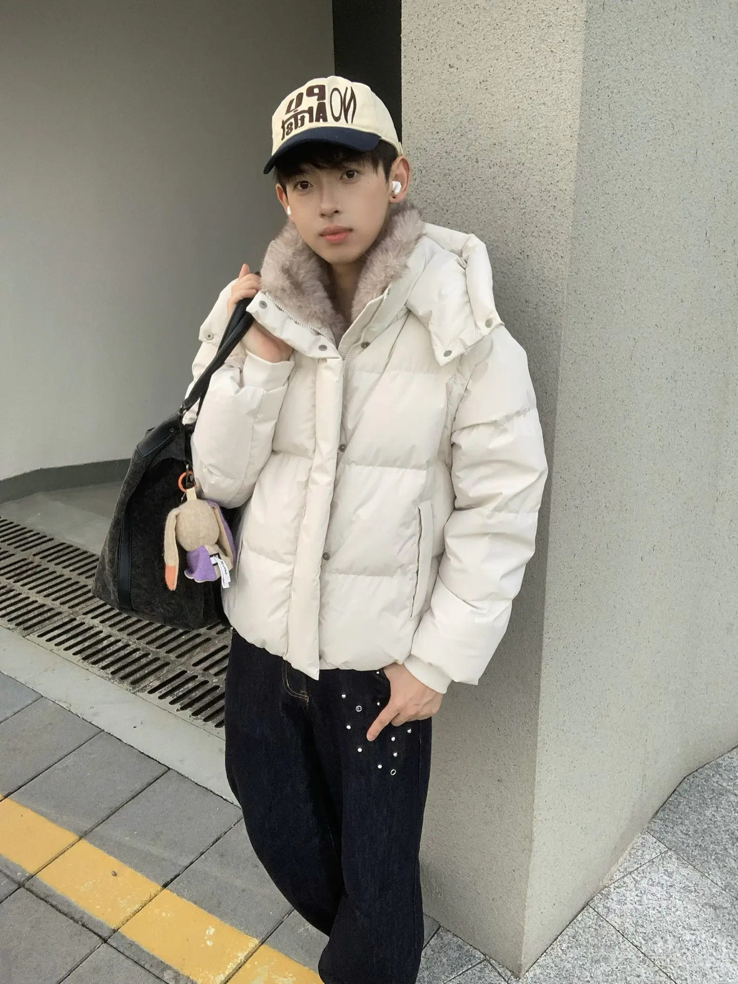 ❄️ 降温怎么穿?这件毛领羽绒服把氛围感拉满