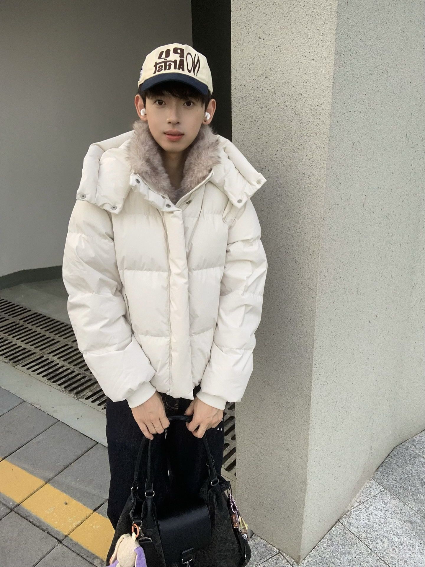 ❄️ 降温怎么穿?这件毛领羽绒服把氛围感拉满