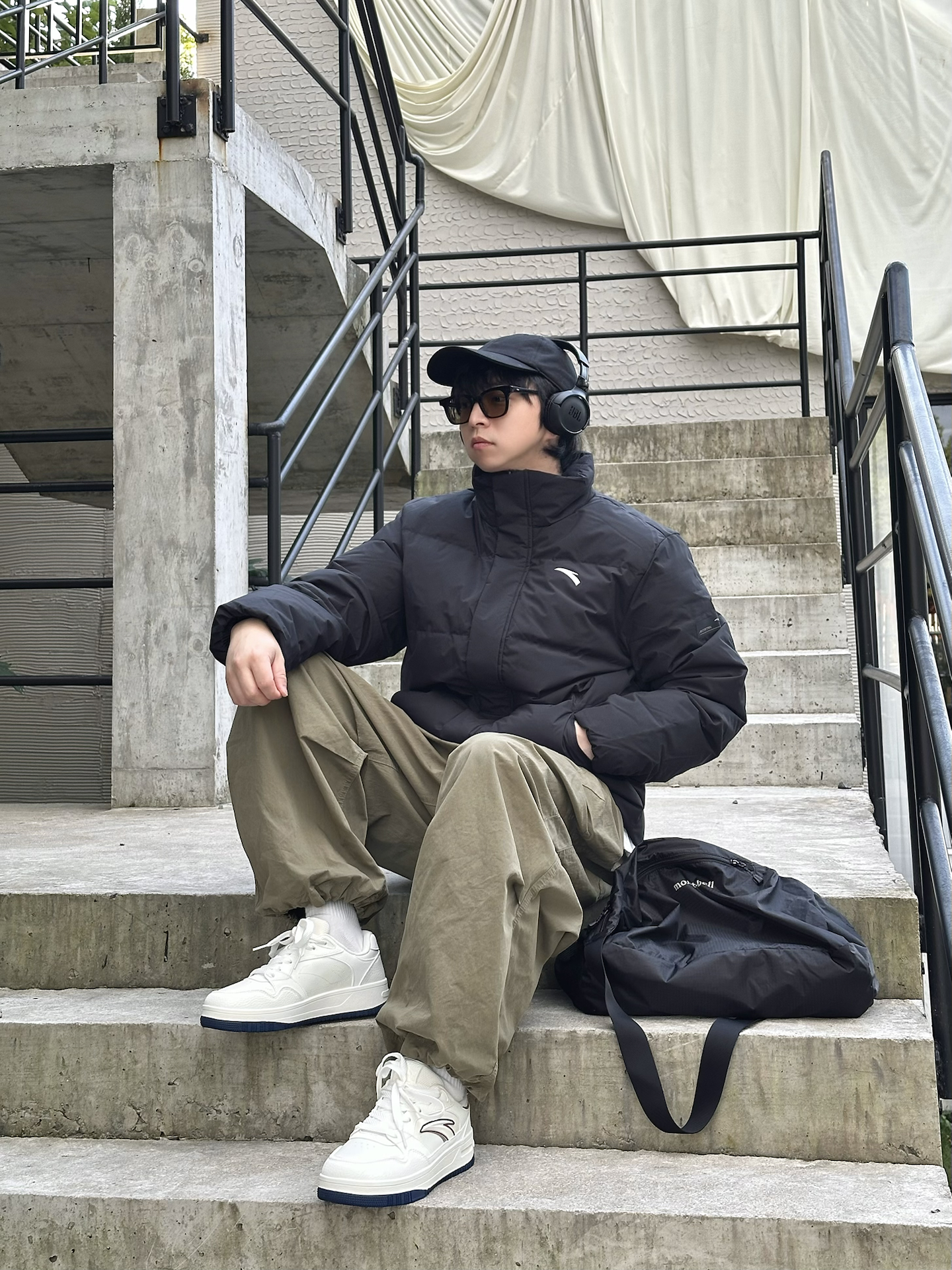 🖤羽绒服+👟小白鞋=冬日氛围感outfit