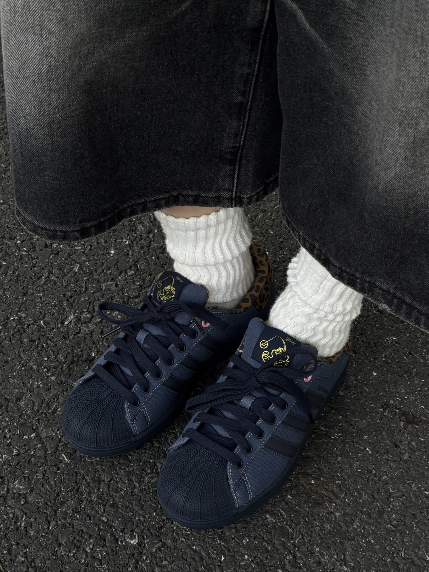 挖到宝藏联名!adidas originals × Disney🫐