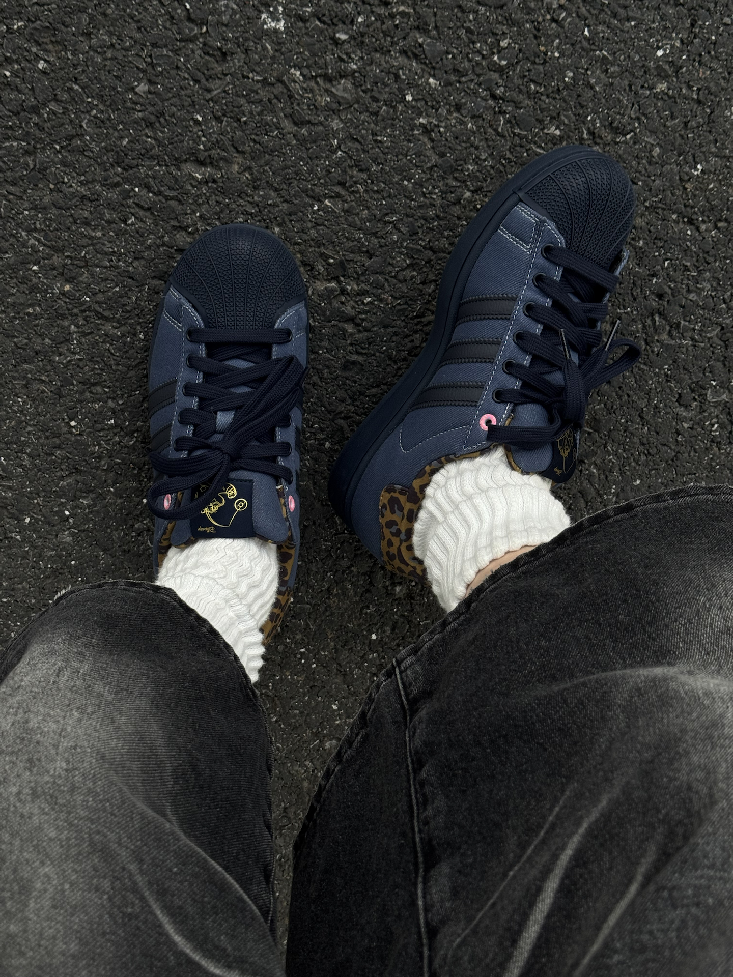 挖到宝藏联名!adidas originals × Disney🫐