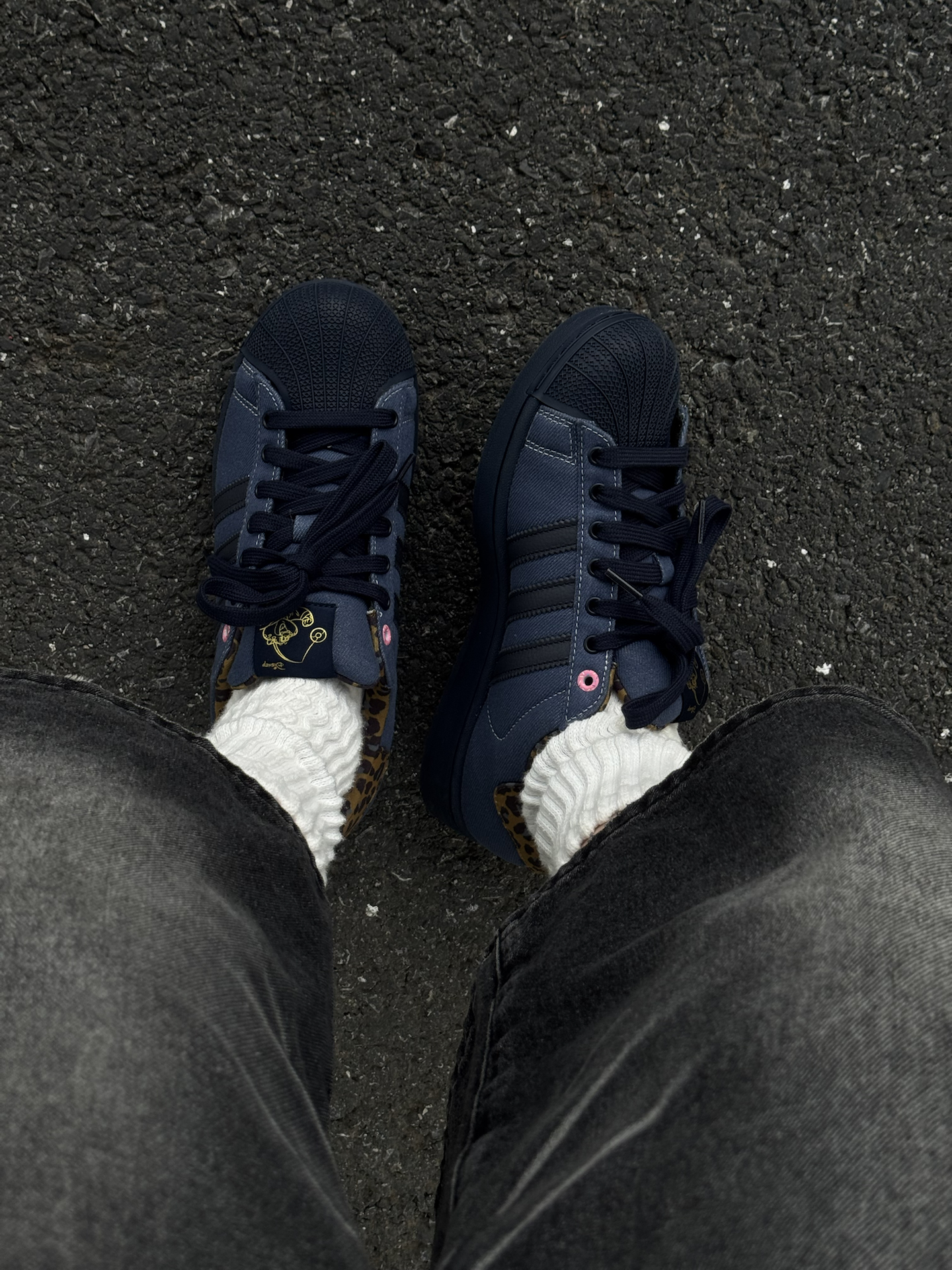 挖到宝藏联名!adidas originals × Disney🫐