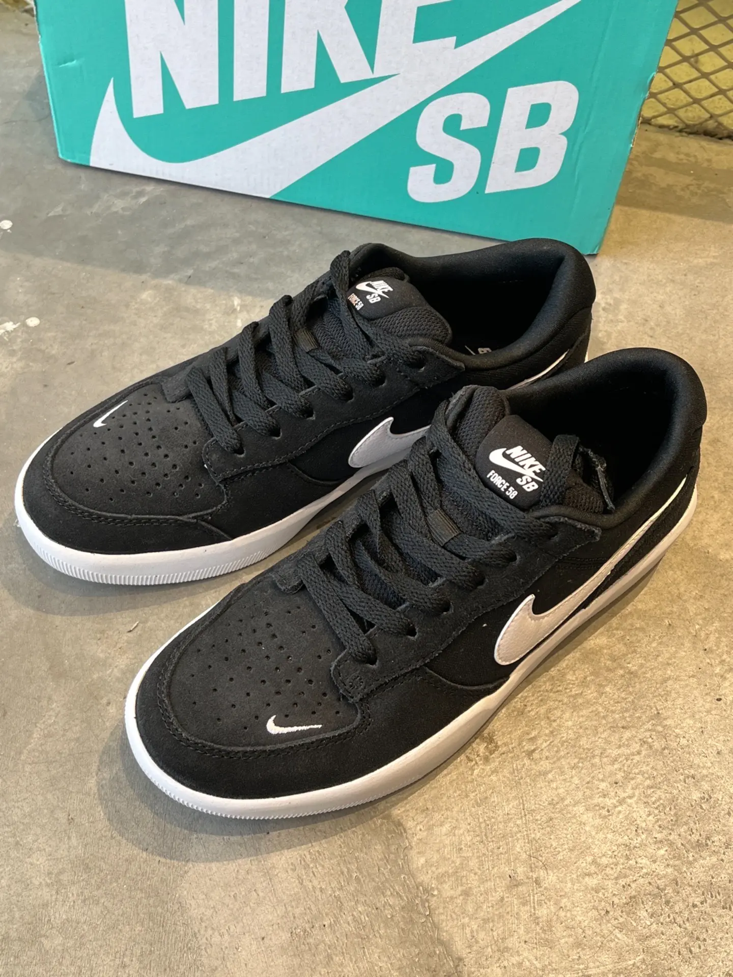 🖤🤍黑白主题Nike SB Force 58