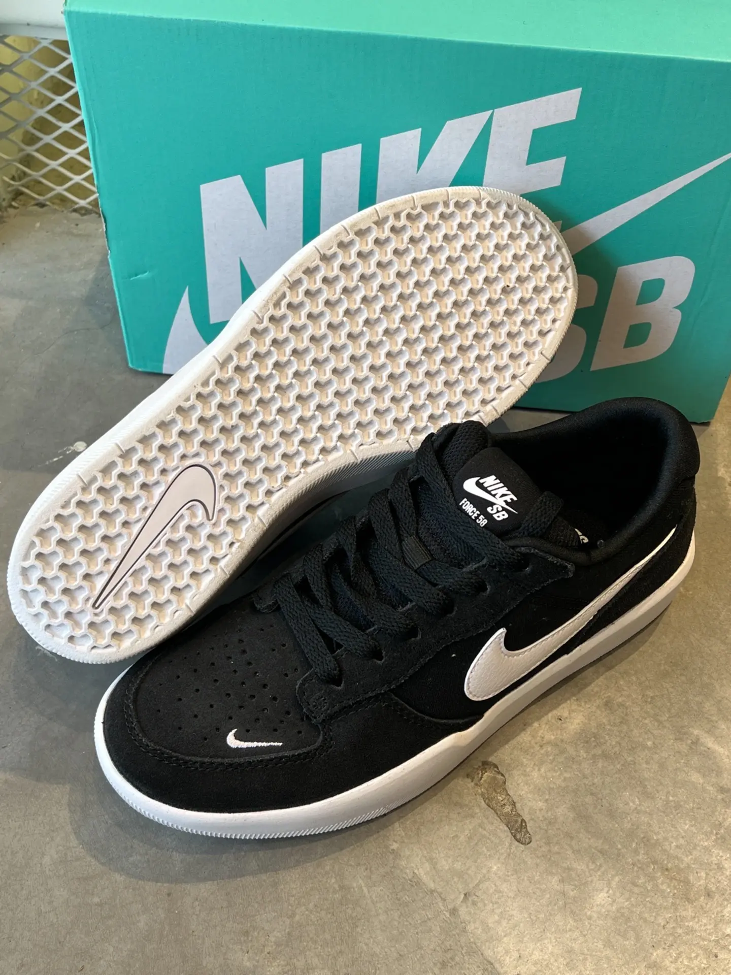🖤🤍黑白主题Nike SB Force 58