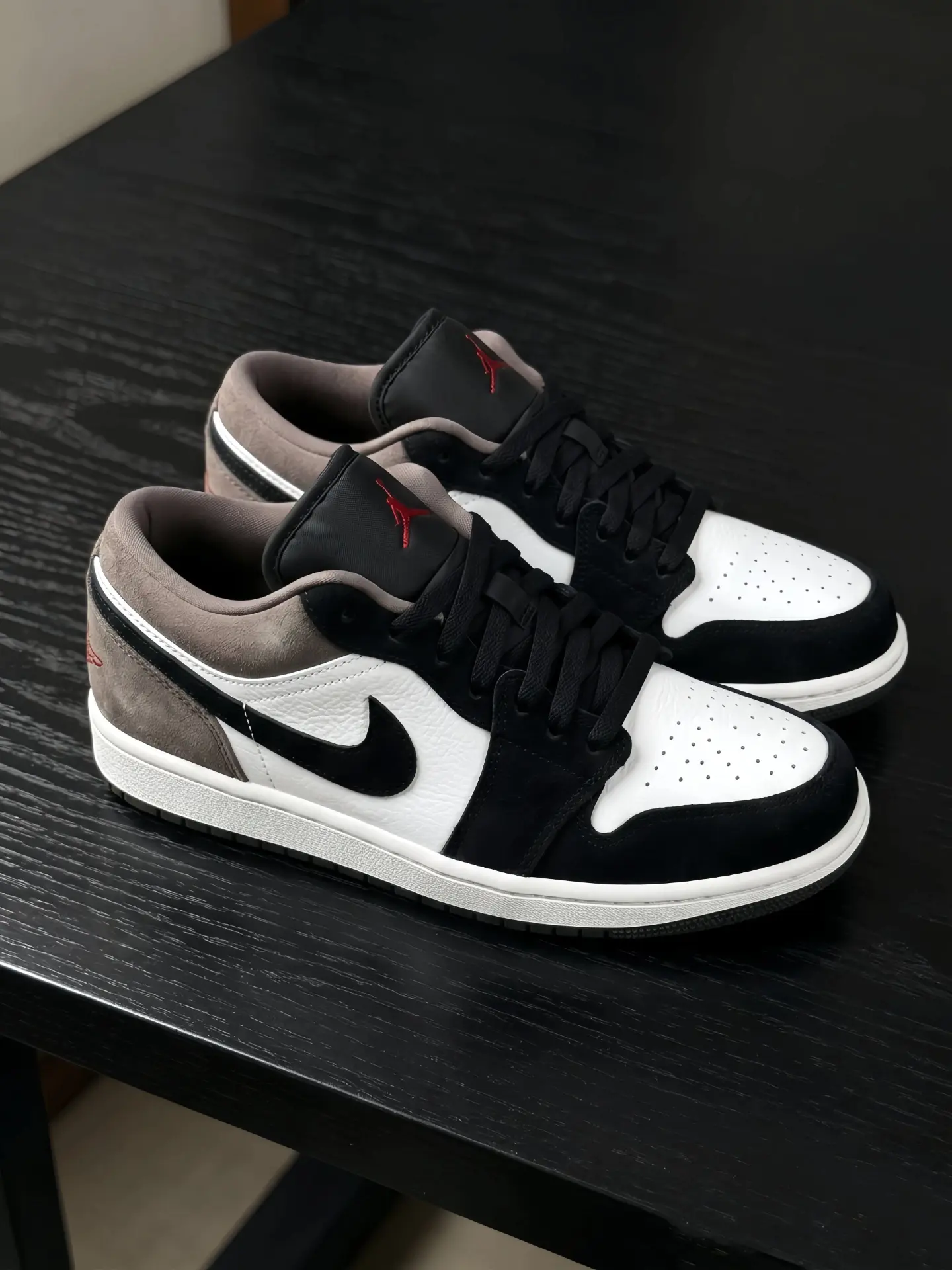 不愧是nike…这双高级灰🪐AJ 1 Low上脚尊滴泰酷啦