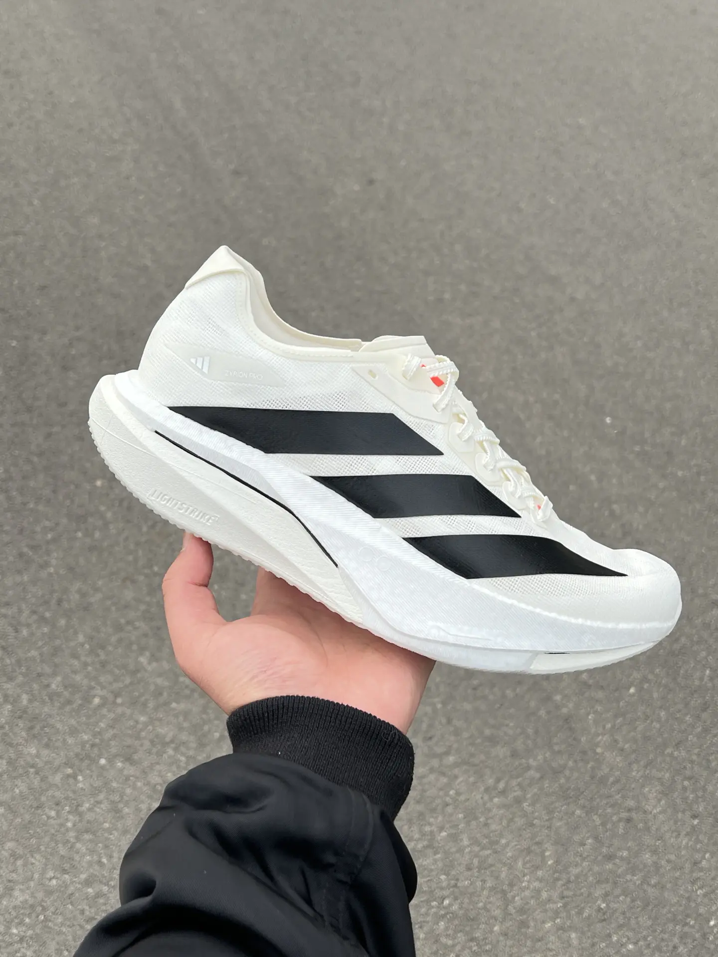 阿迪盈风🆚Adios9,哪双才是你的本命跑鞋⁉️