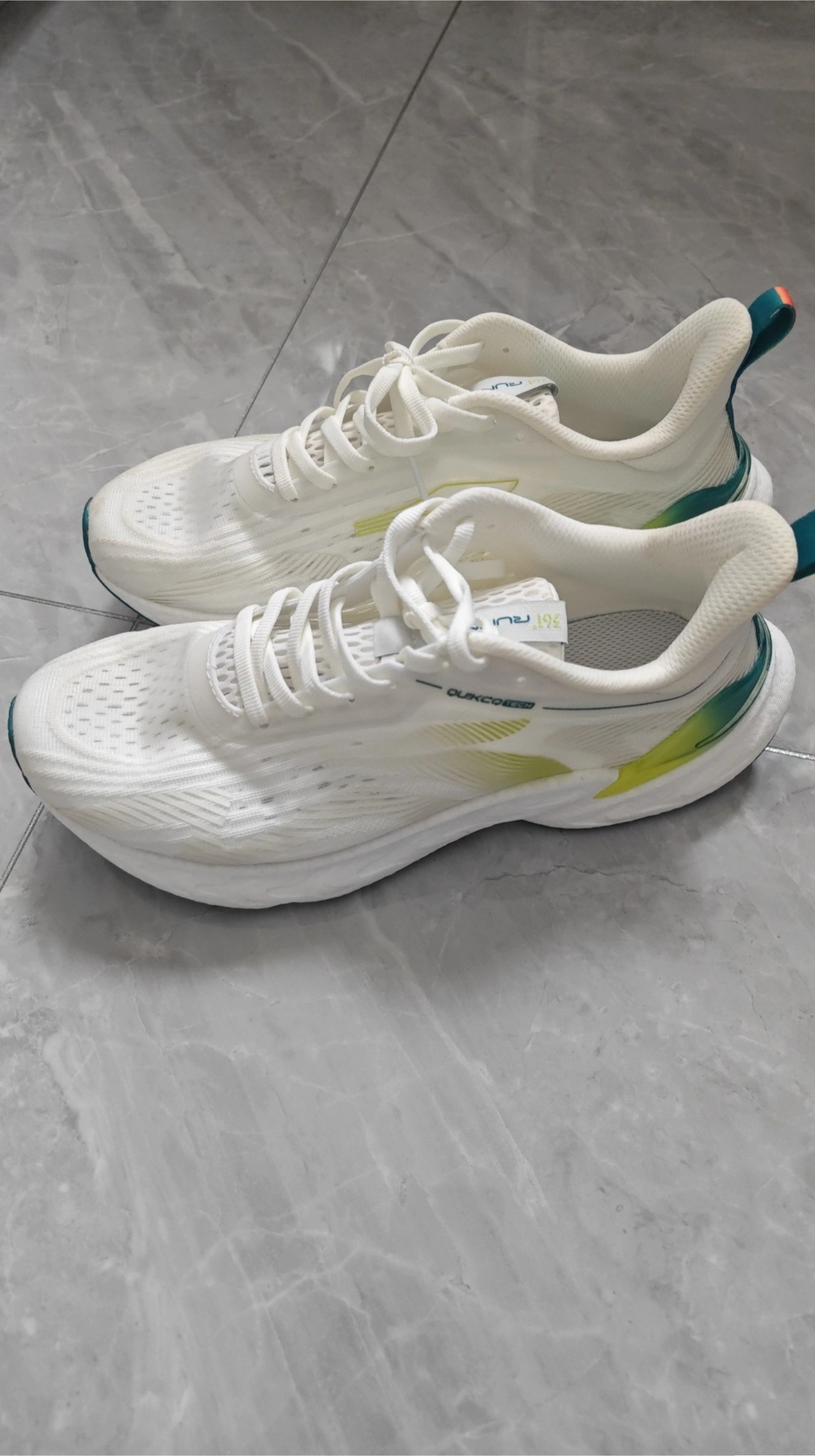 通勤小跑都舒服的宝藏跑鞋👟
