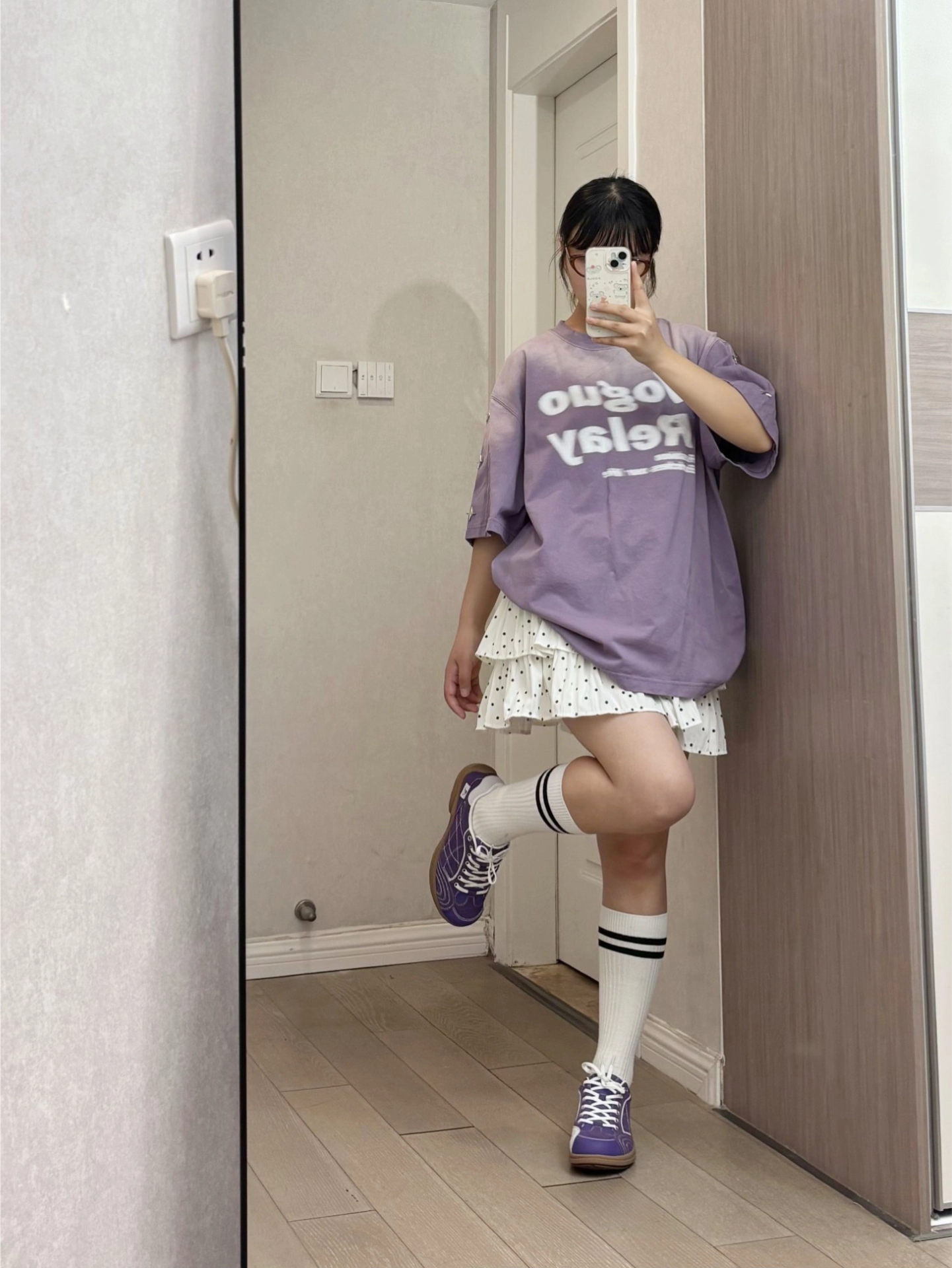 被追问的紫色运动鞋！👟