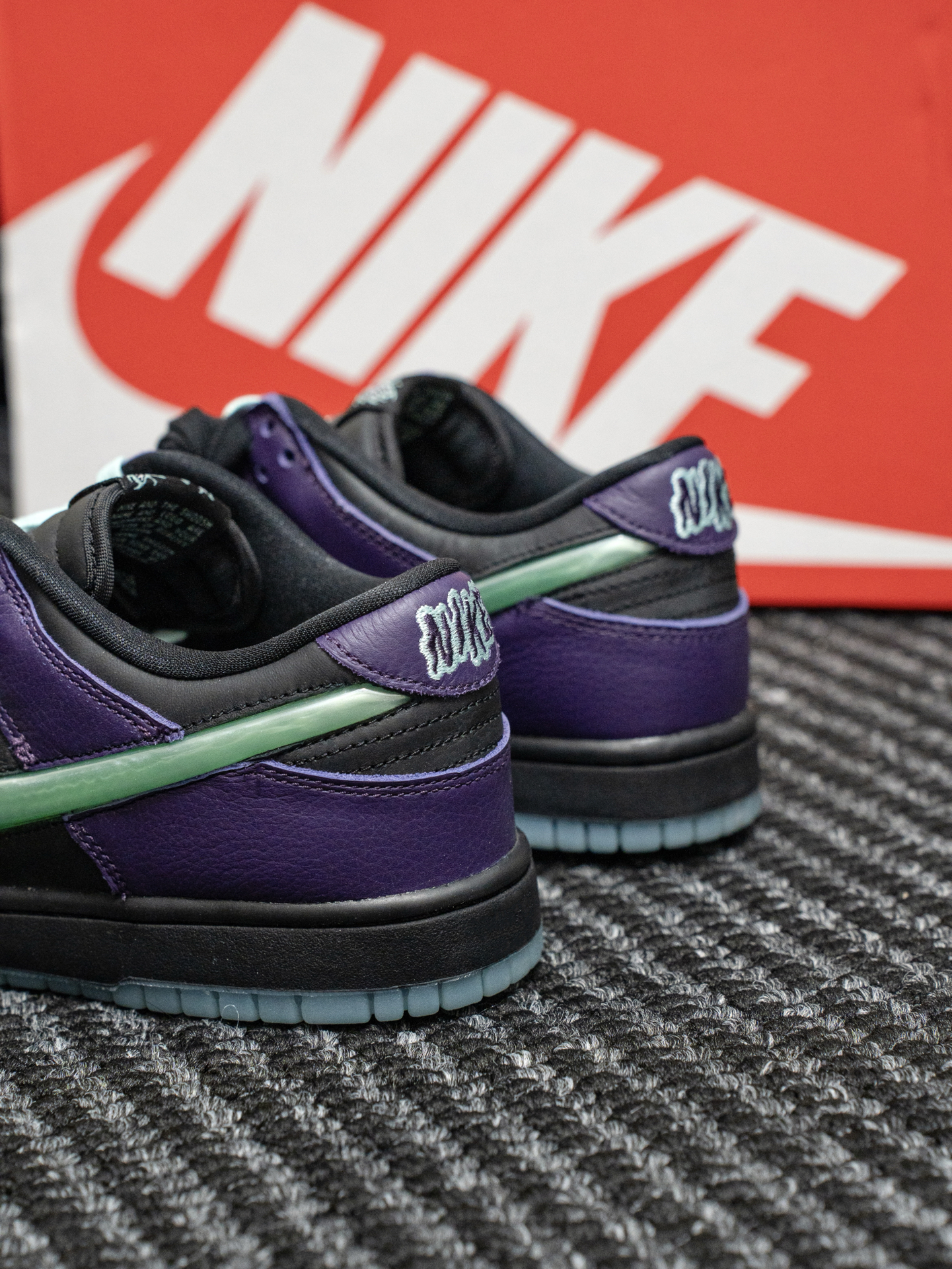 黑紫色板鞋超吸👀 | 上半身基础❓鞋子就不基础‼️